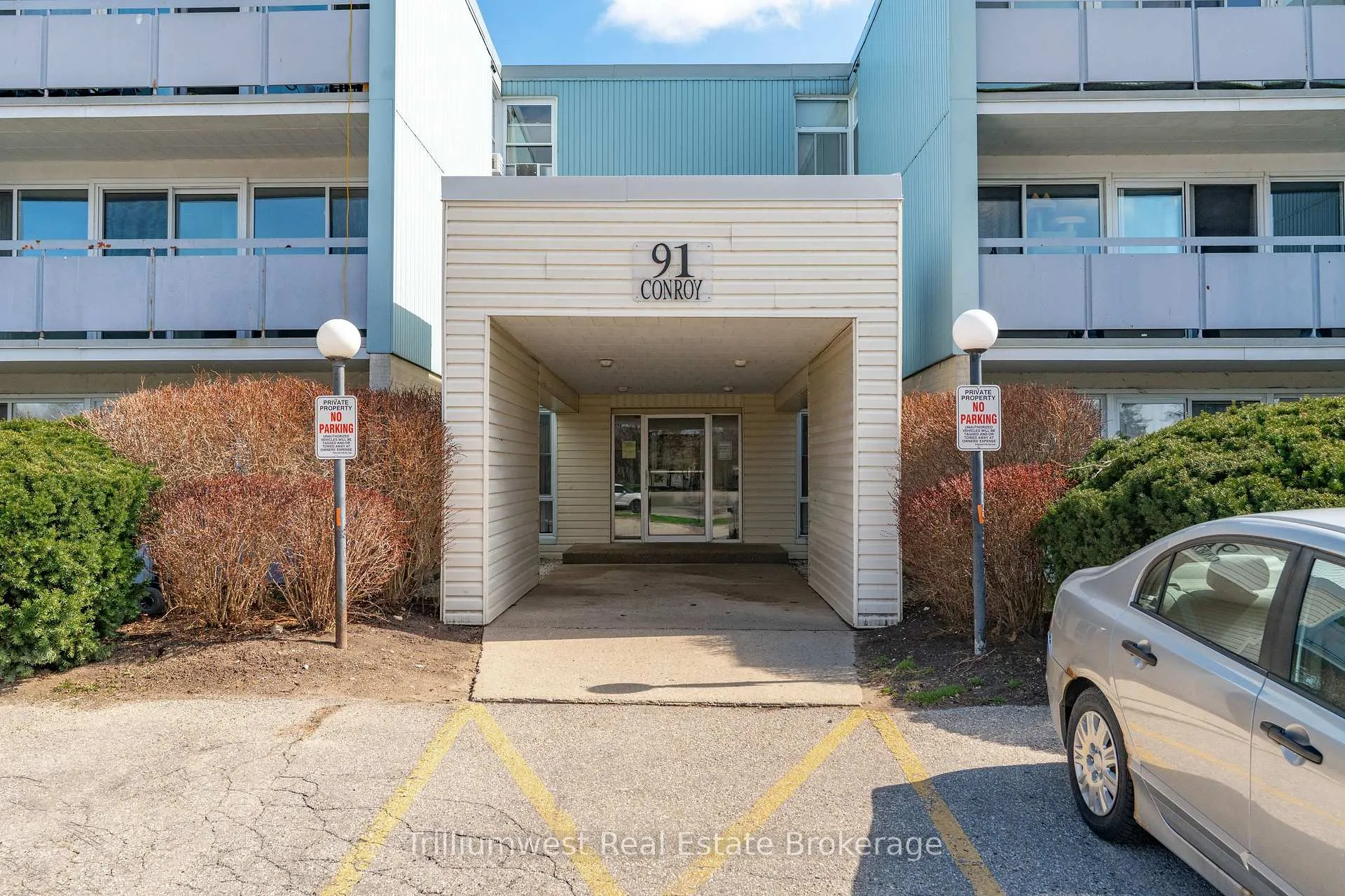 Photo 15 of 91 Conroy Crescent, Guelph, Dovercliffe Park/Old University — HOMEH