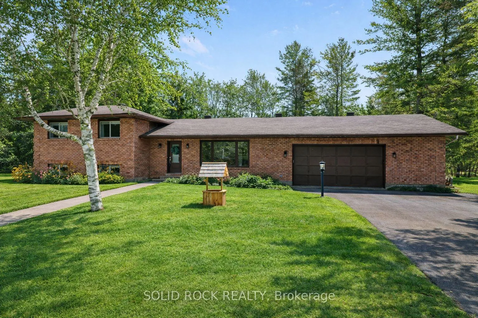 Front of 113 Goodwood Crescent