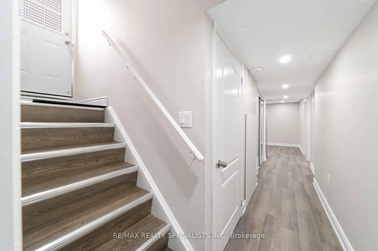 Photo 3 of Unit Bsmt, 98 Benhurst Crescent, Brampton, Northwest Brampton — HOMEH