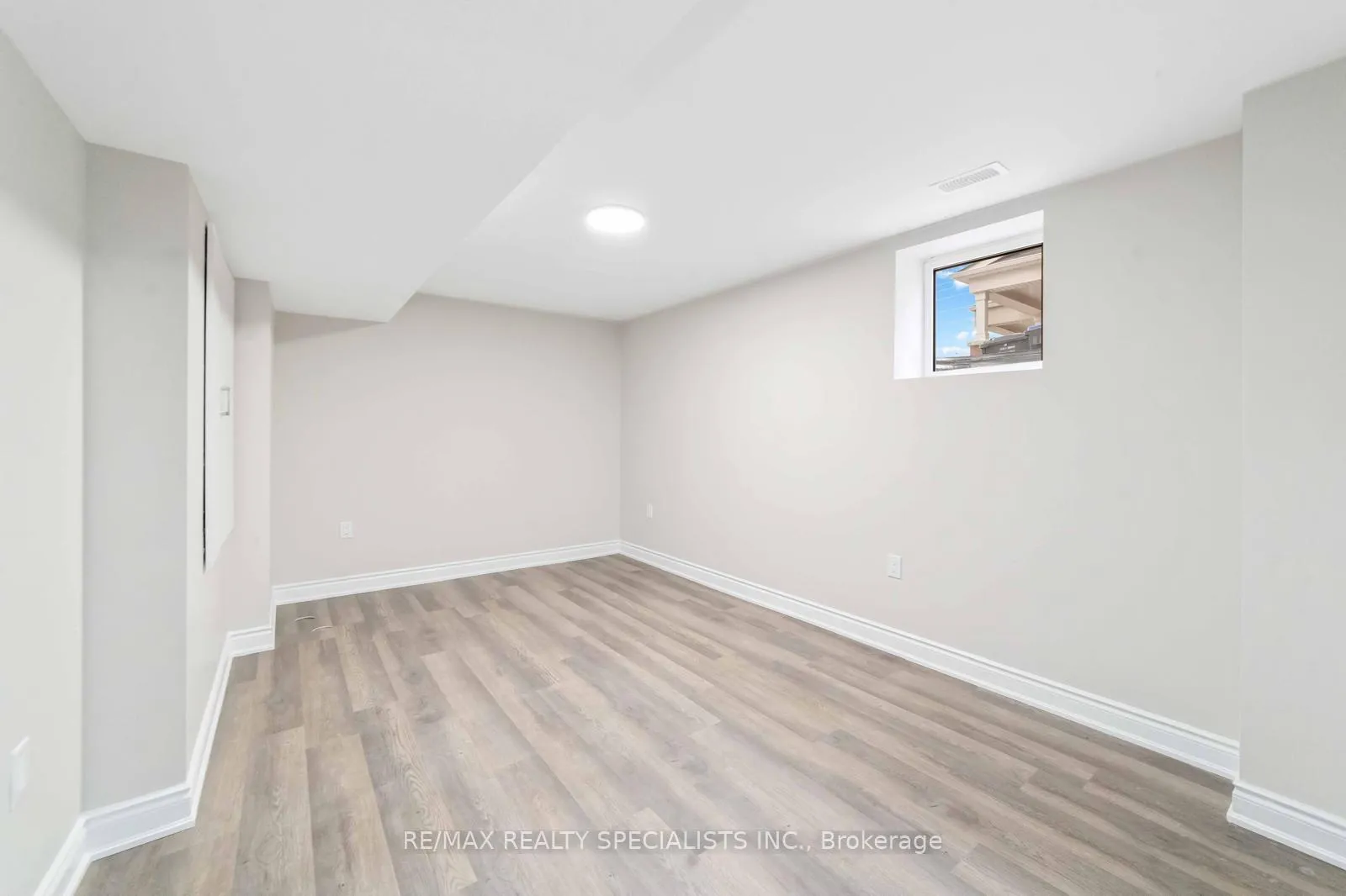 Photo 17 of Unit Bsmt, 98 Benhurst Crescent, Brampton, Northwest Brampton — HOMEH
