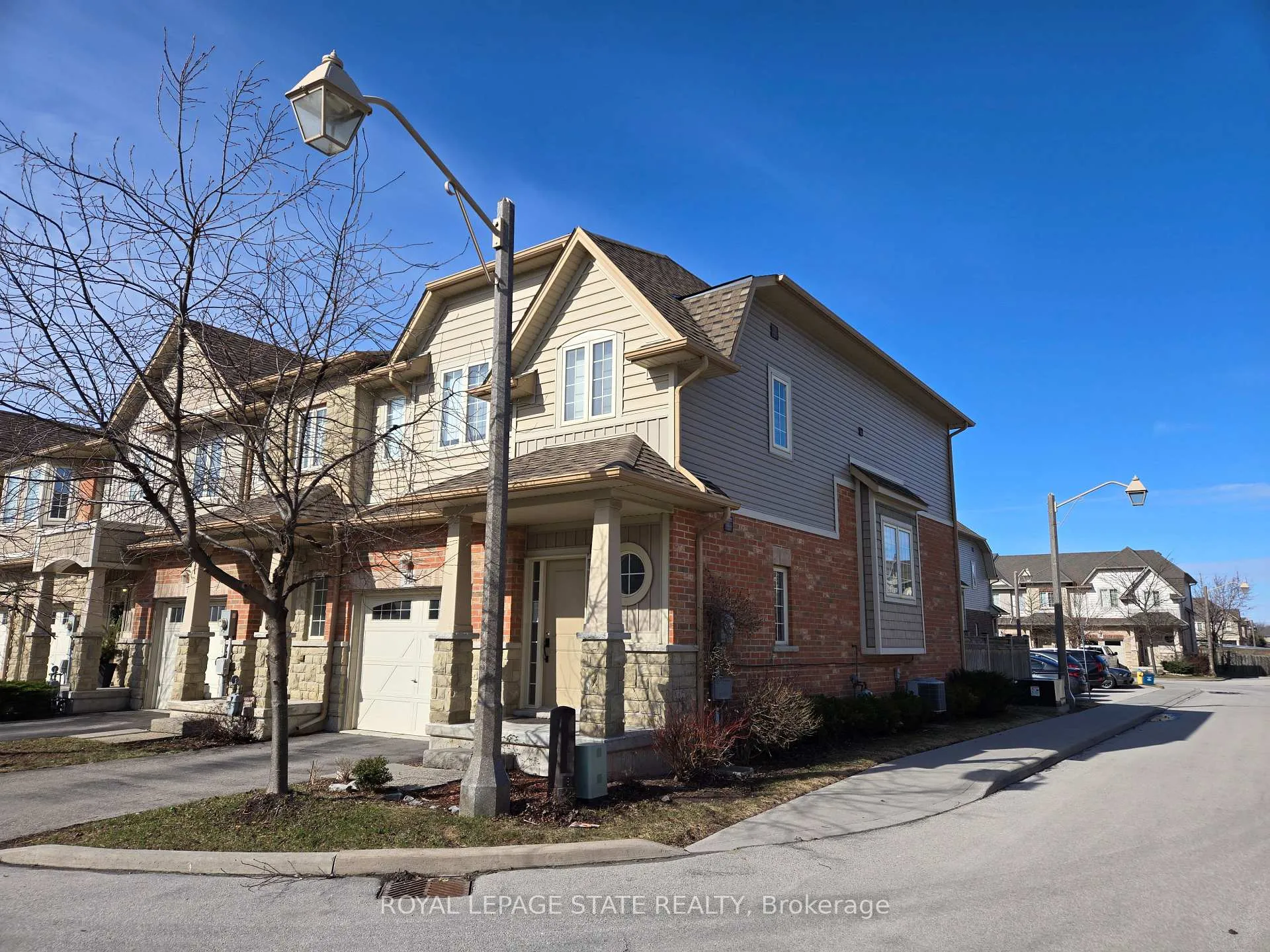 Photo 2 of Unit 54, 8 Lakelawn Road, Grimsby, Grimsby Beach — HOMEH