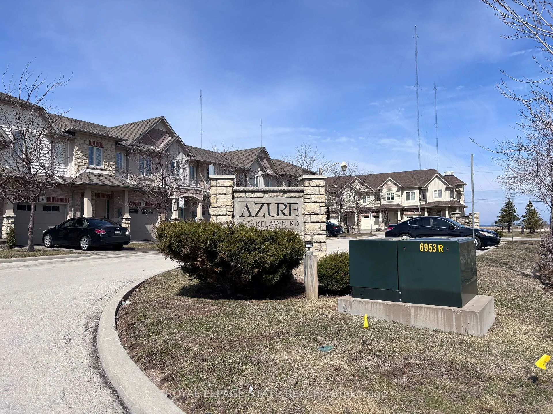 Photo 4 of Unit 54, 8 Lakelawn Road, Grimsby, Grimsby Beach — HOMEH