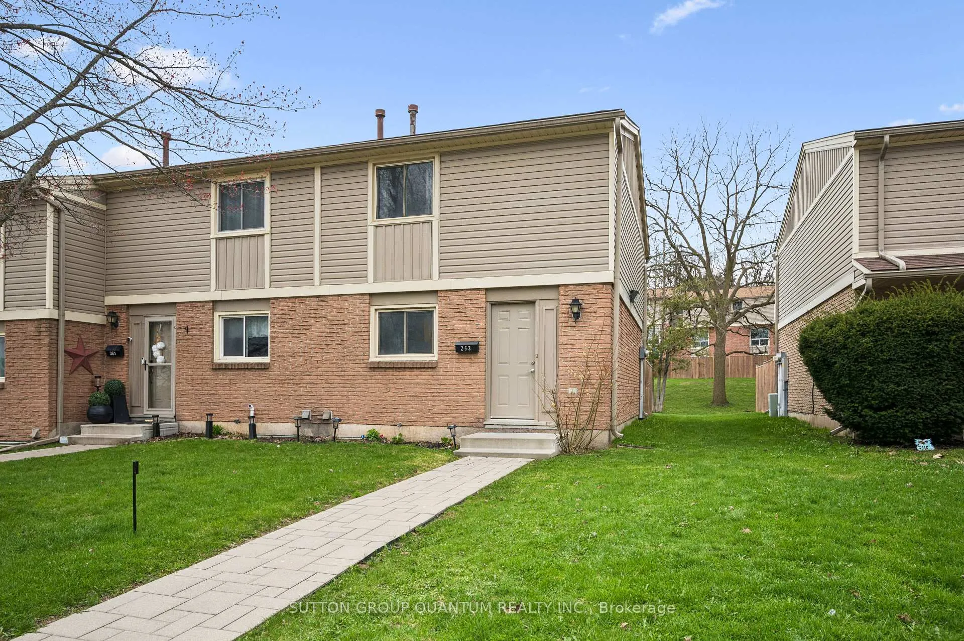 Photo 2 of Unit 108, 263 Pioneer Drive, Kitchener — HOMEH