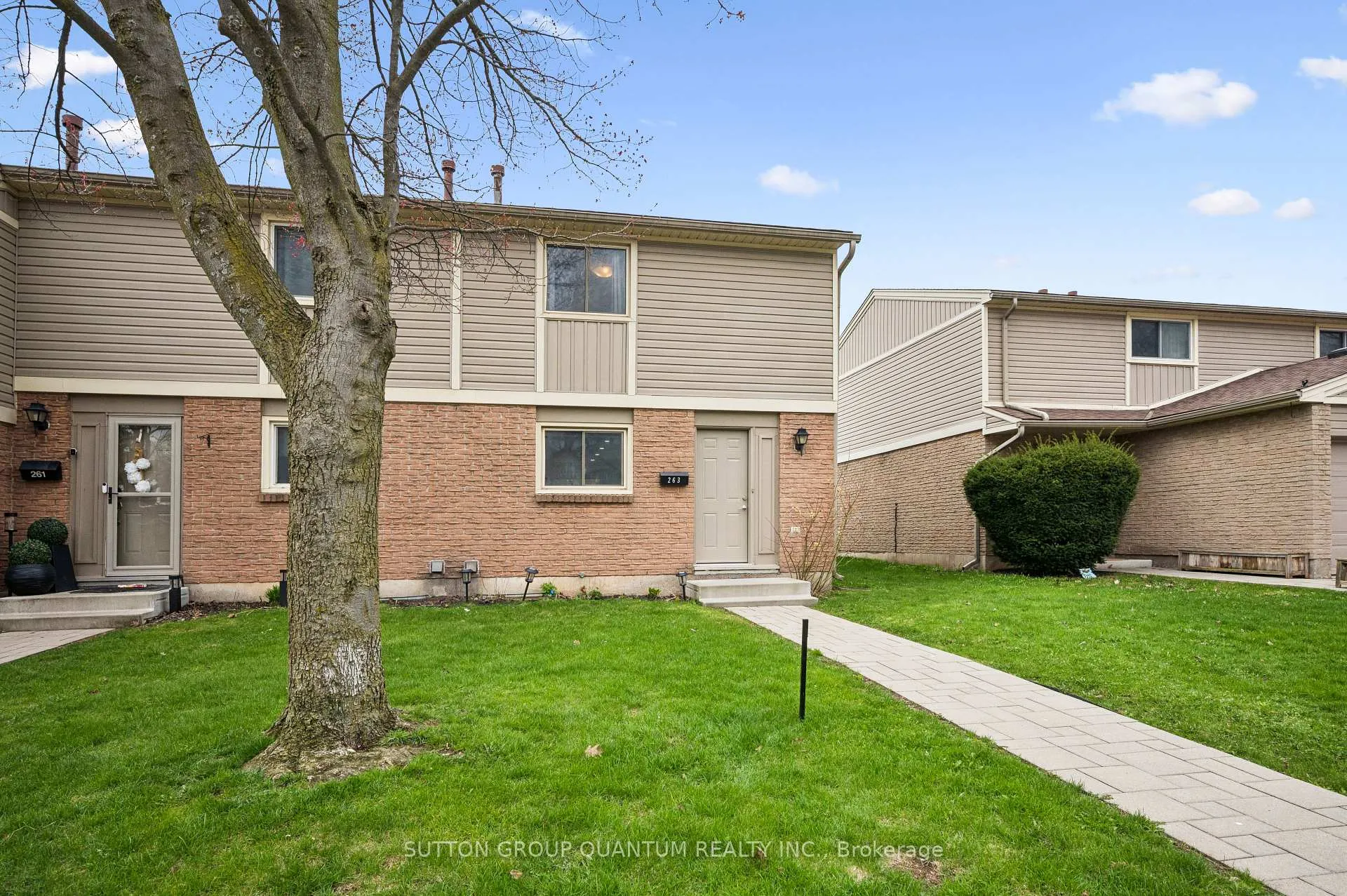 Photo 3 of Unit 108, 263 Pioneer Drive, Kitchener — HOMEH