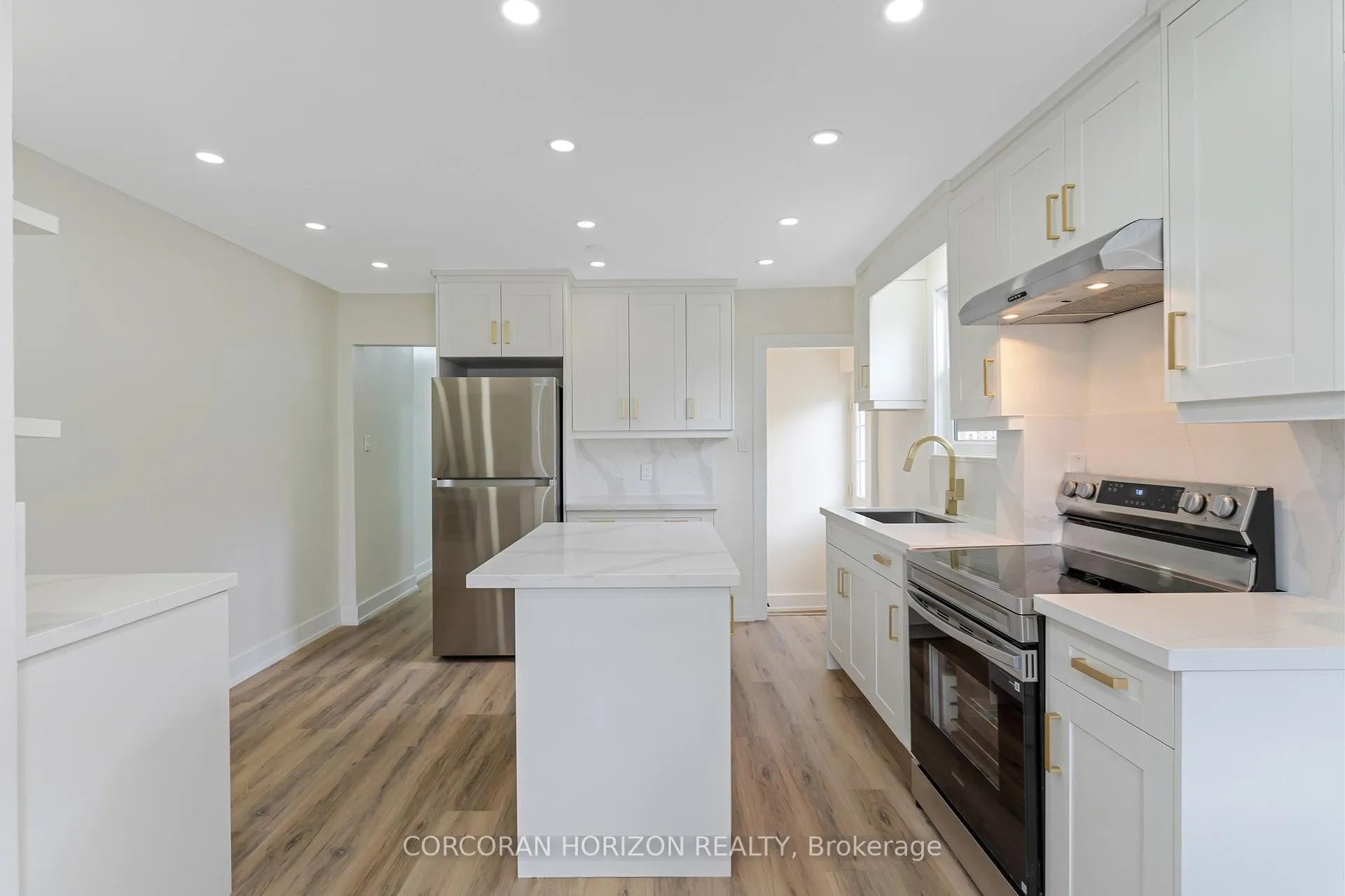 Photo 8 of 844 Stirling Avenue S, Kitchener — HOMEH