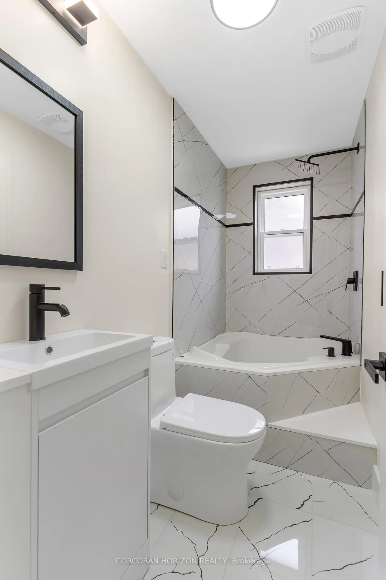 Photo 16 of 844 Stirling Avenue S, Kitchener — HOMEH