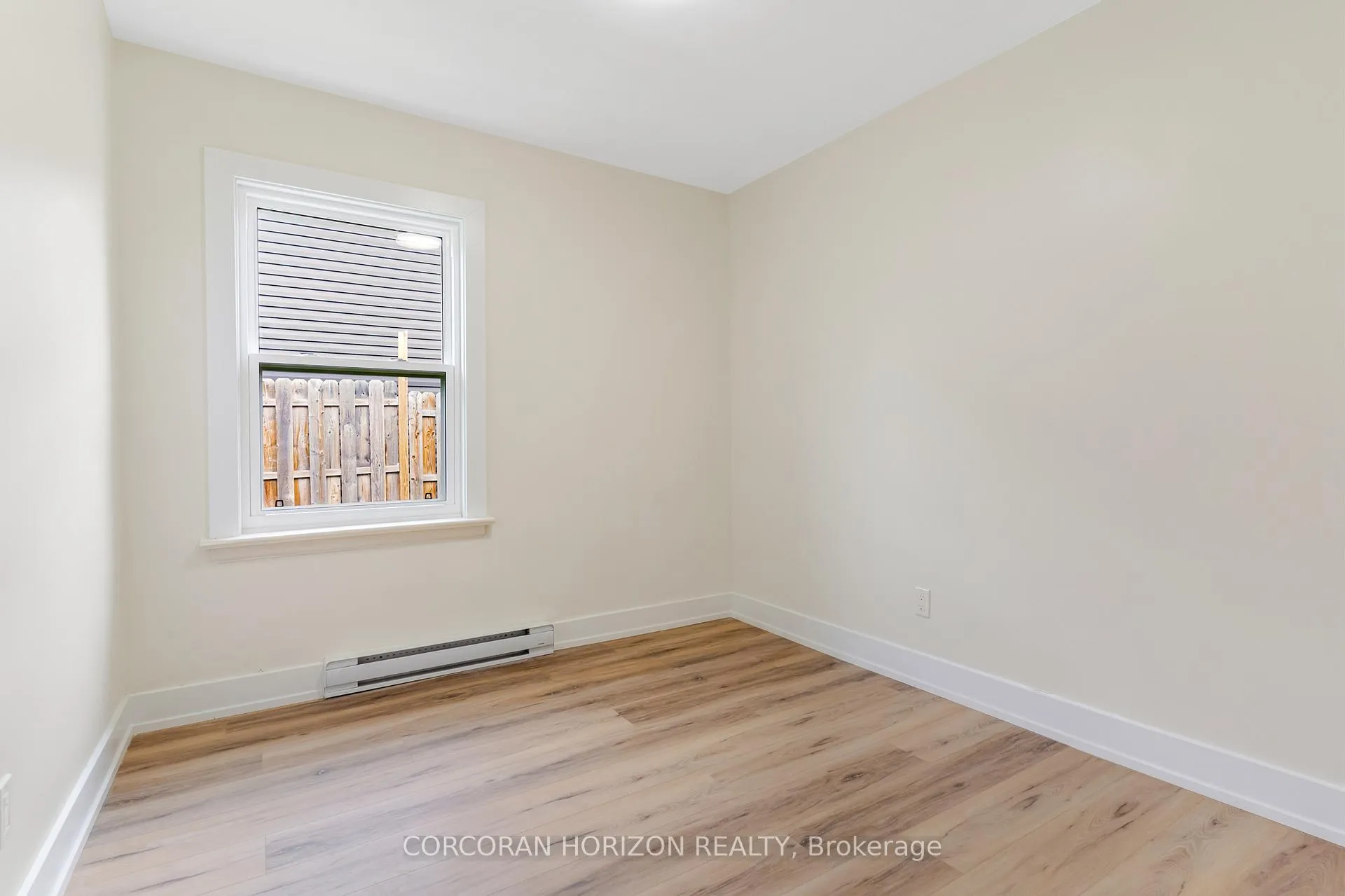Photo 17 of 844 Stirling Avenue S, Kitchener — HOMEH