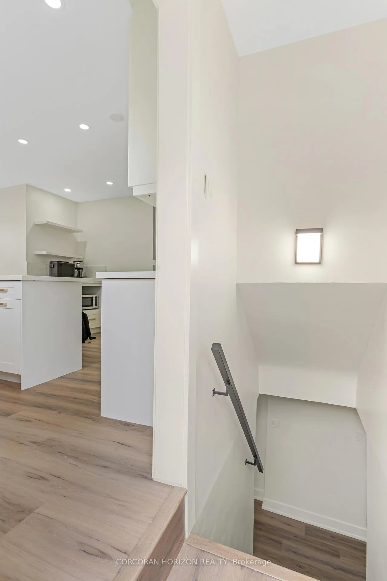 Photo 22 of 844 Stirling Avenue S, Kitchener — HOMEH