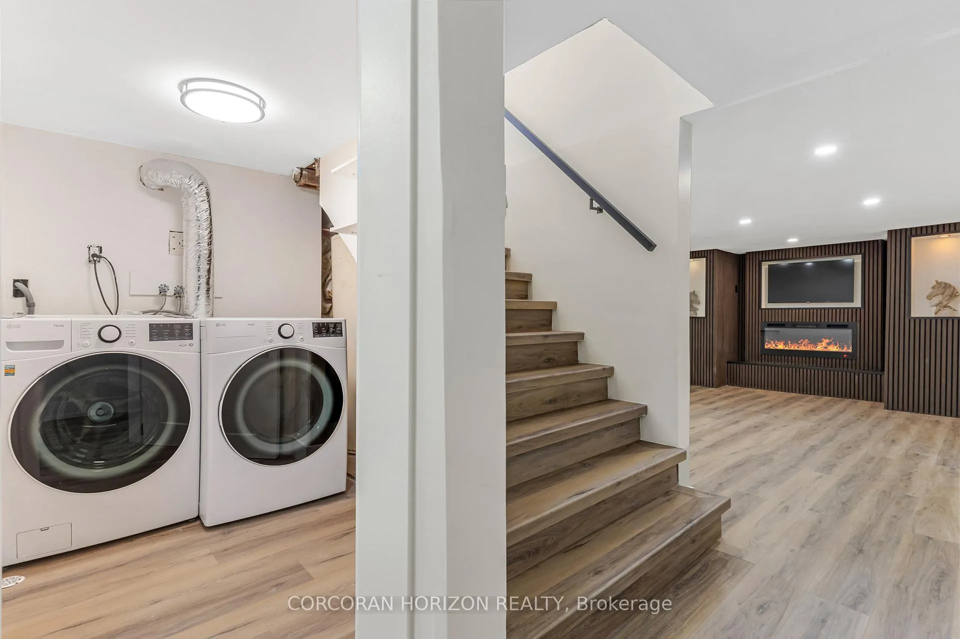 Photo 23 of 844 Stirling Avenue S, Kitchener — HOMEH