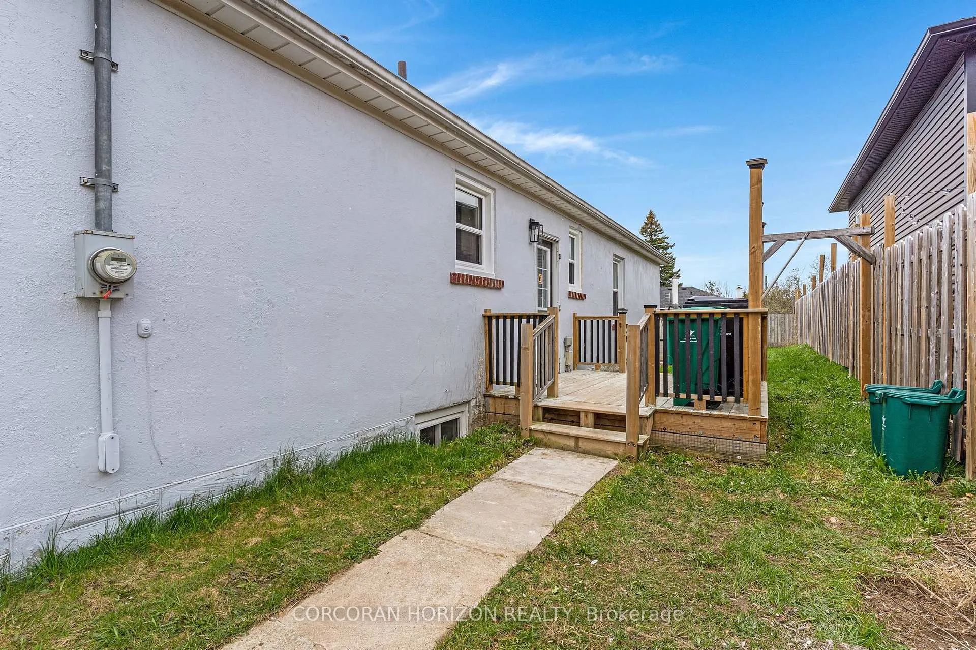 Photo 36 of 844 Stirling Avenue S, Kitchener — HOMEH