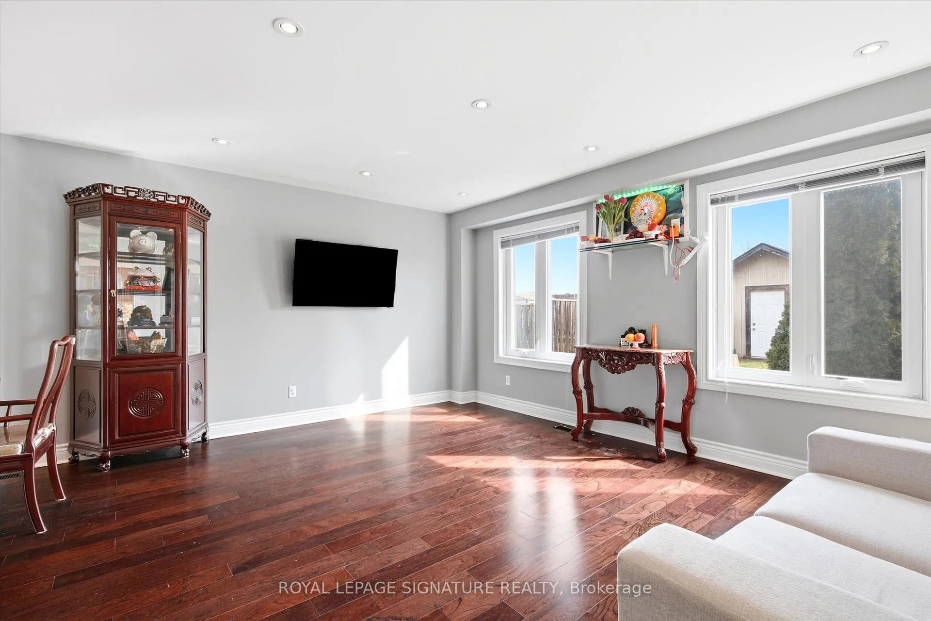 Photo 7 of 85 Vivians Crescent, Brampton, Fletcher's West — HOMEH