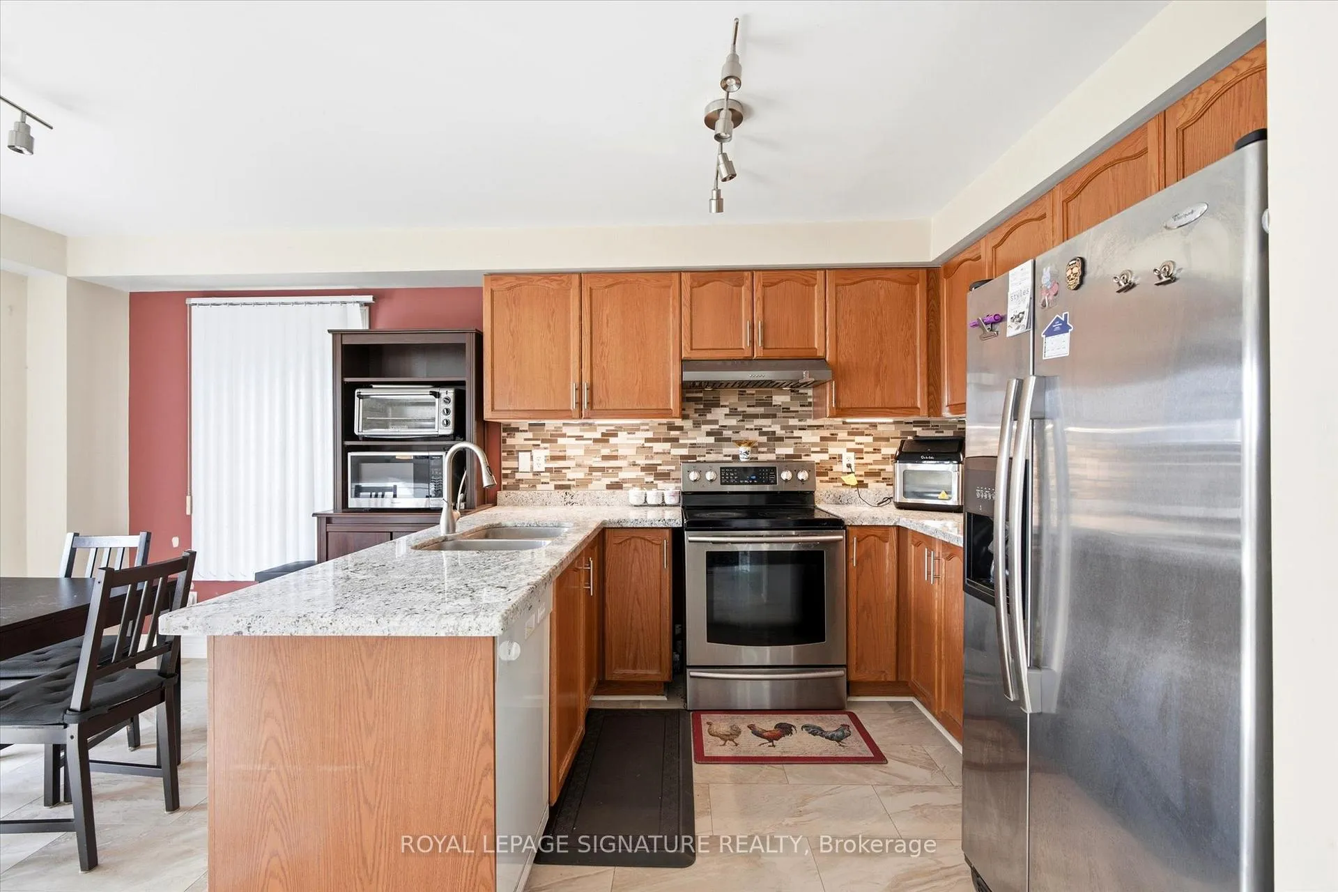 Photo 9 of 85 Vivians Crescent, Brampton, Fletcher's West — HOMEH