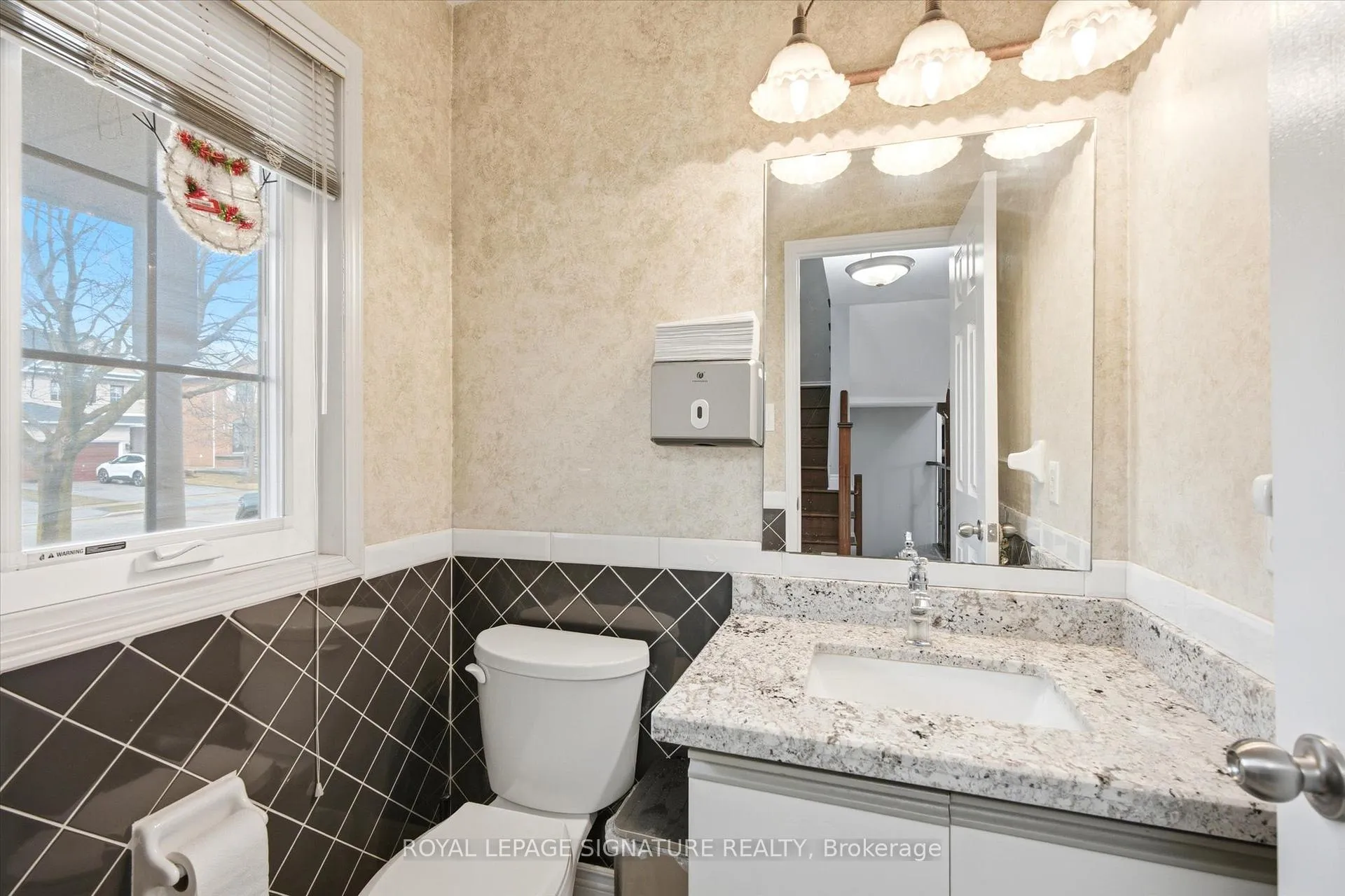 Photo 14 of 85 Vivians Crescent, Brampton, Fletcher's West — HOMEH