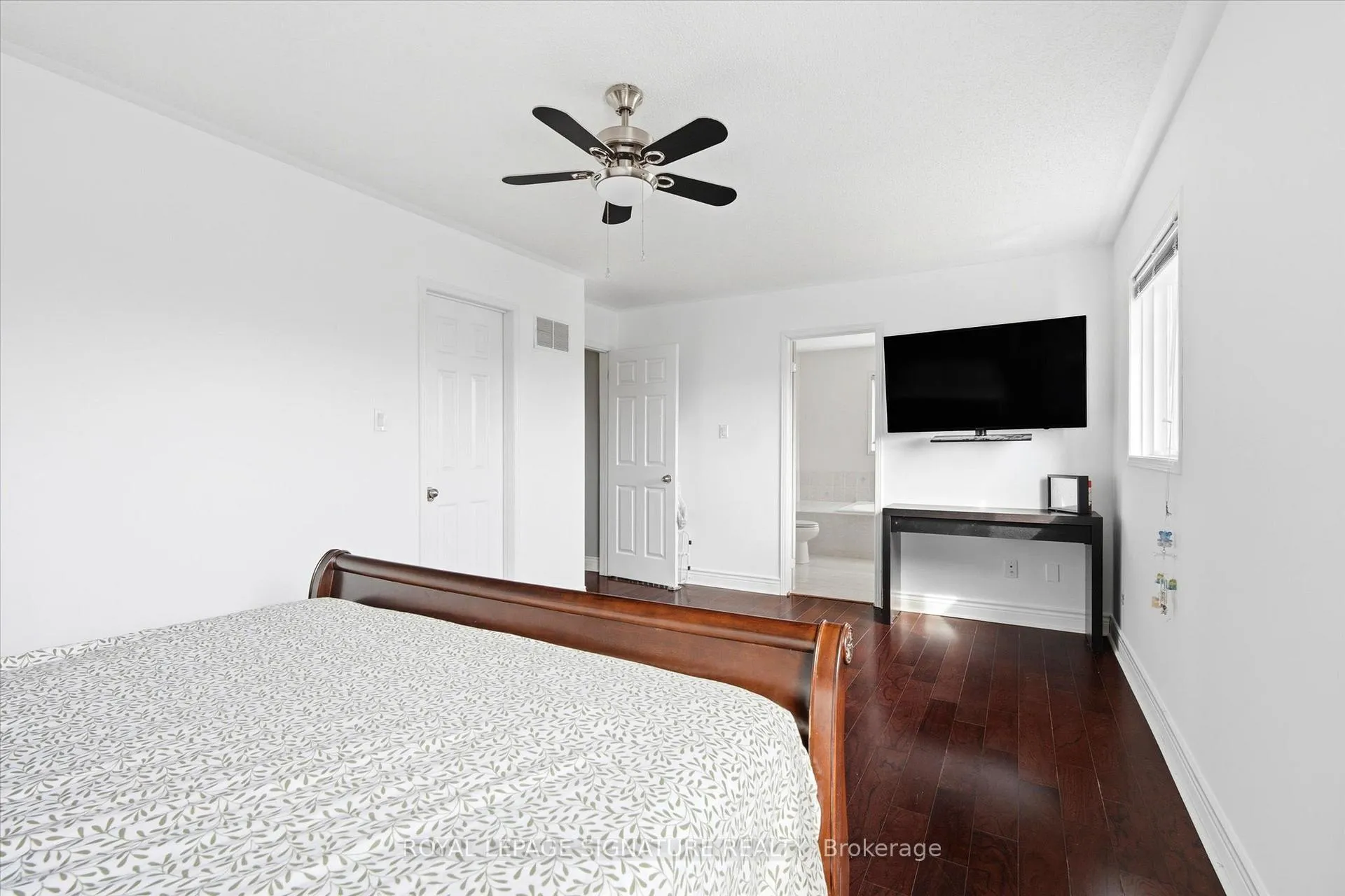 Photo 17 of 85 Vivians Crescent, Brampton, Fletcher's West — HOMEH