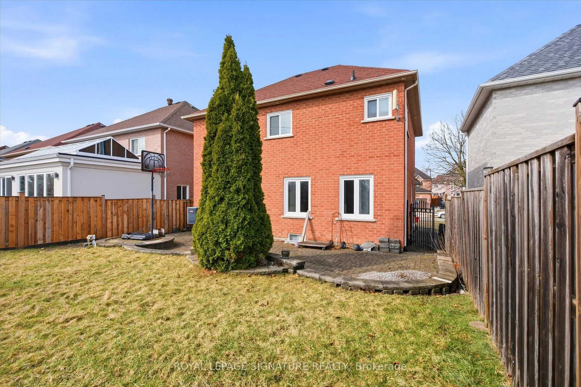 Photo 38 of 85 Vivians Crescent, Brampton, Fletcher's West — HOMEH