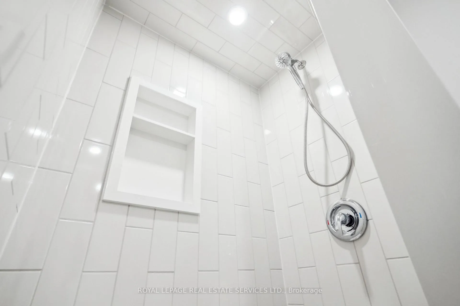 Photo 14 of Unit Suite B, 1 Yorkview Drive, Etobicoke, Stonegate-Queensway — HOMEH