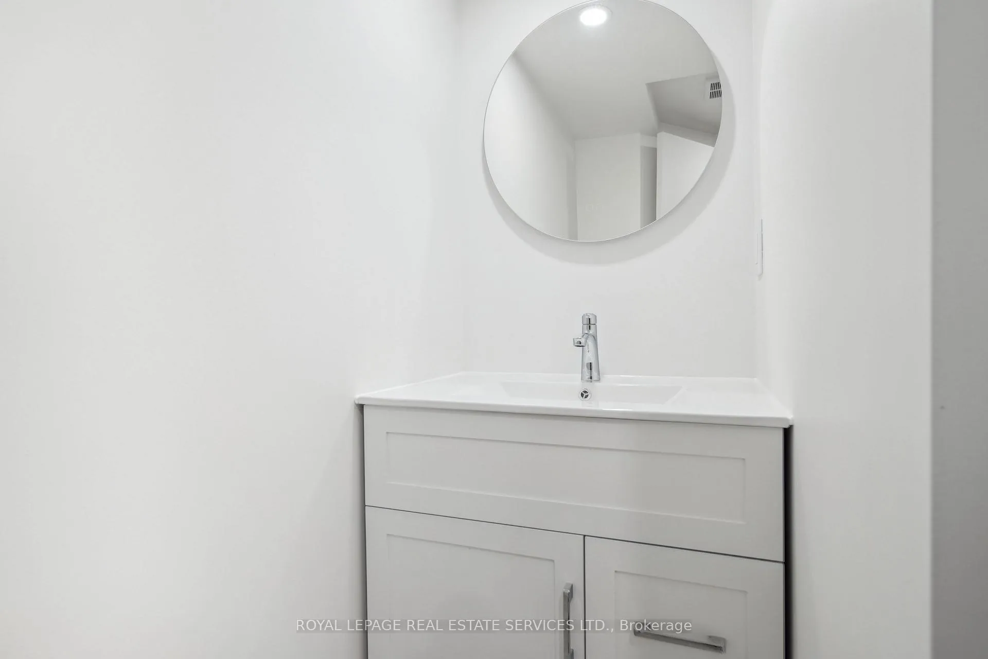 Photo 15 of Unit Suite B, 1 Yorkview Drive, Etobicoke, Stonegate-Queensway — HOMEH