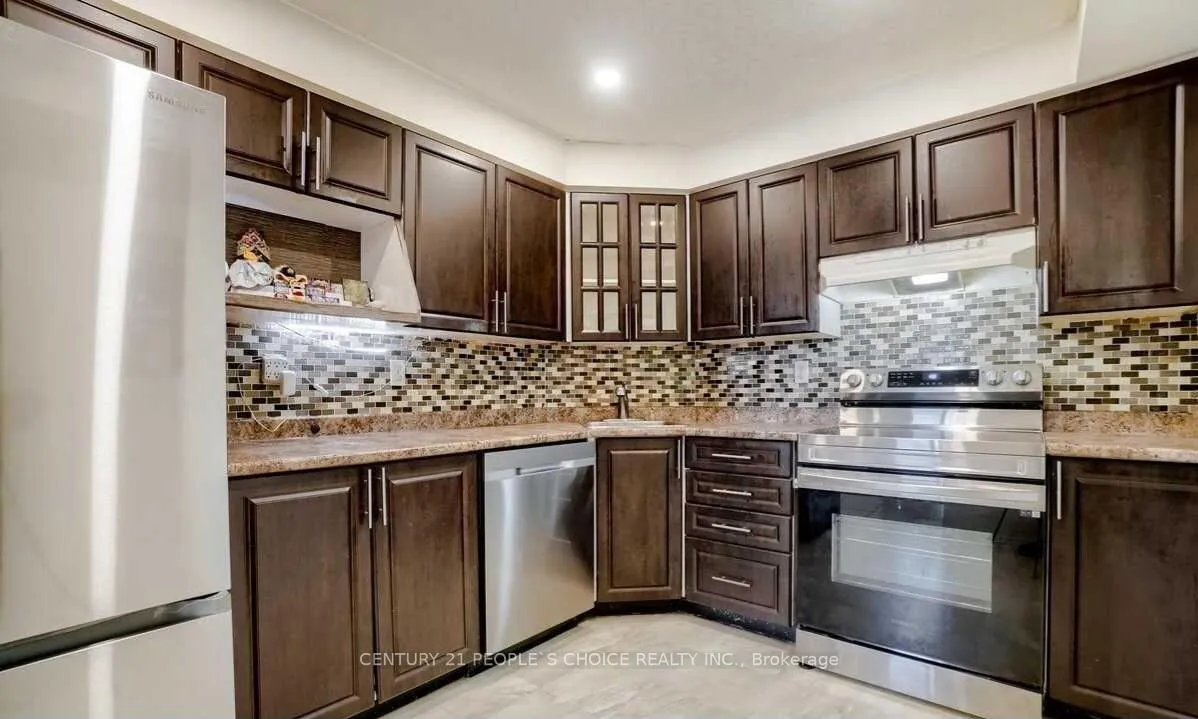 Photo 23 of Unit 411, 41 Markbrook Lane, Etobicoke, Mount Olive-Silverstone-Jamestown — HOMEH