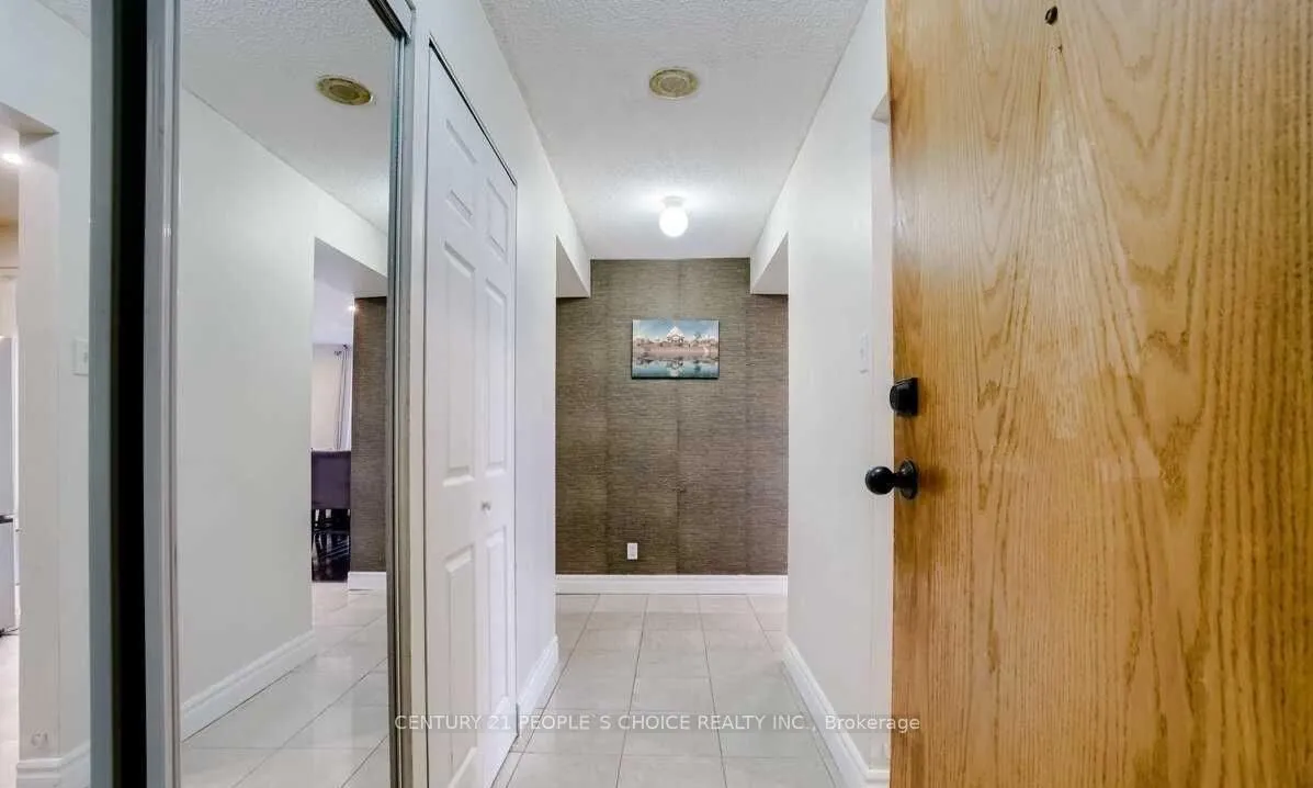 Photo 29 of Unit 411, 41 Markbrook Lane, Etobicoke, Mount Olive-Silverstone-Jamestown — HOMEH