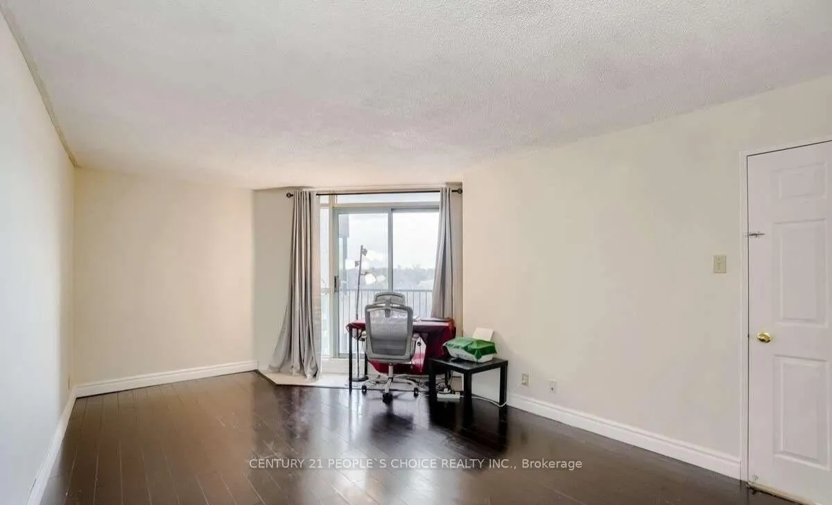 Photo 30 of Unit 411, 41 Markbrook Lane, Etobicoke, Mount Olive-Silverstone-Jamestown — HOMEH
