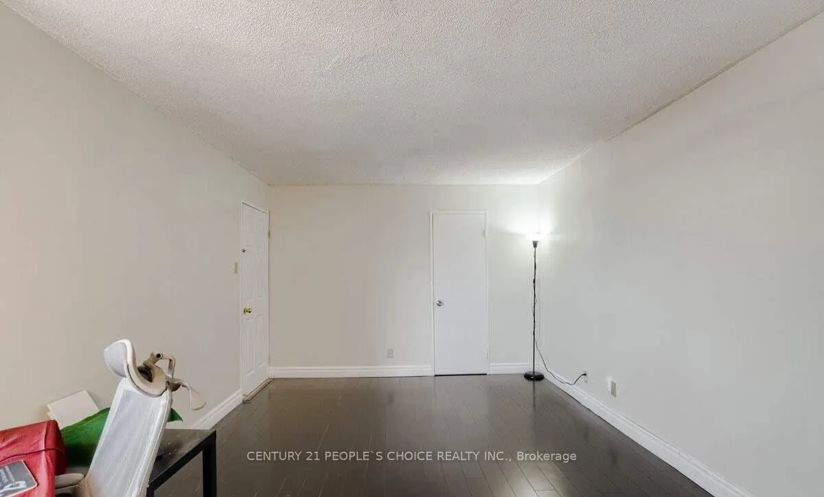 Photo 33 of Unit 411, 41 Markbrook Lane, Etobicoke, Mount Olive-Silverstone-Jamestown — HOMEH