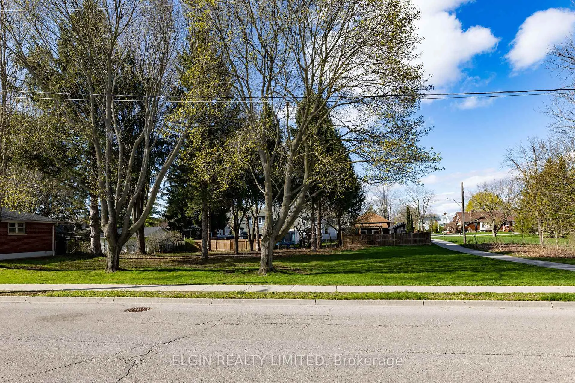 Photo 1 of 94 Chestnut Street, St. Thomas — HOMEH