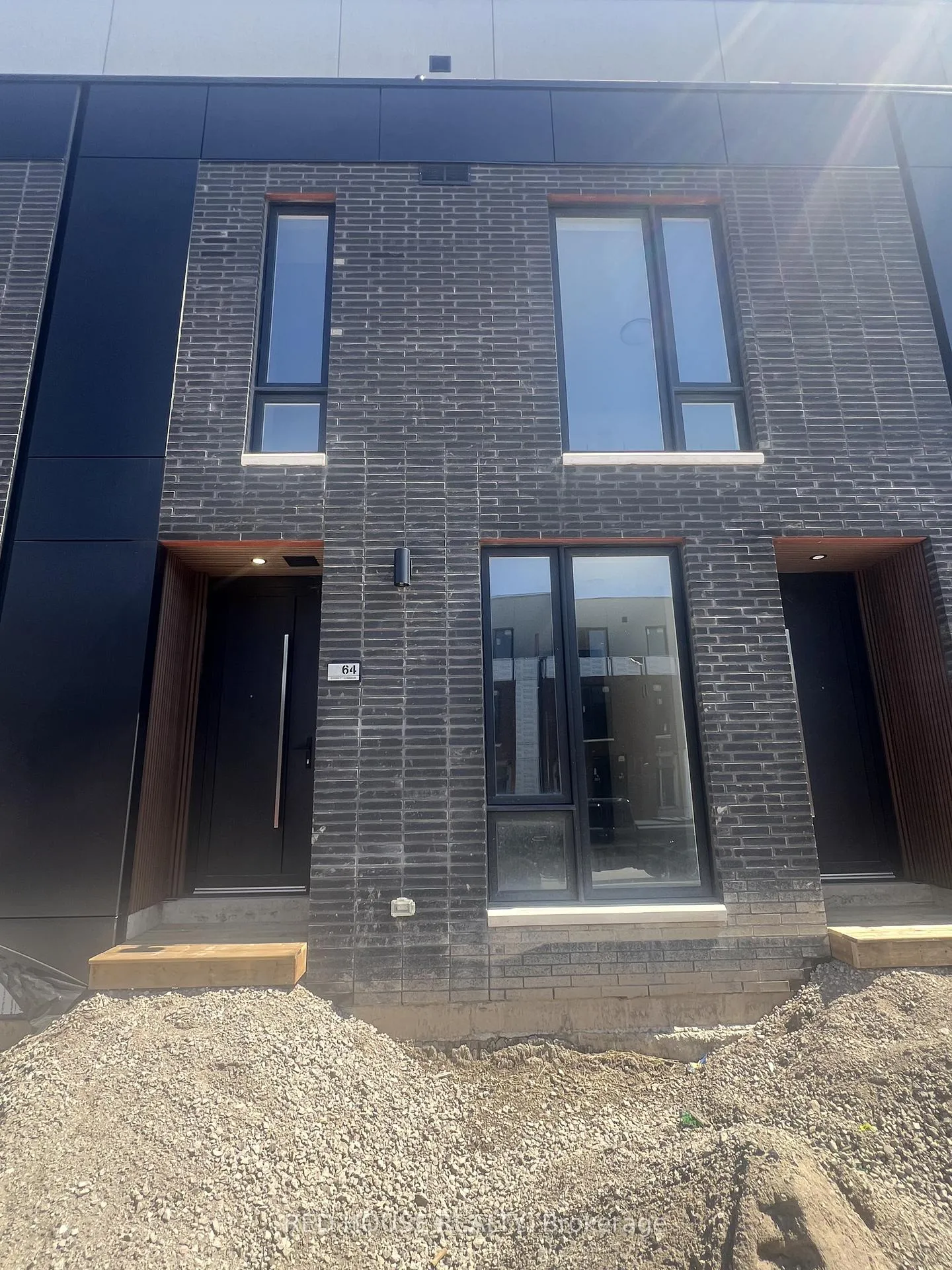 Photo 1 of 64 Everett Common, St. Catharines, Oakdale — HOMEH