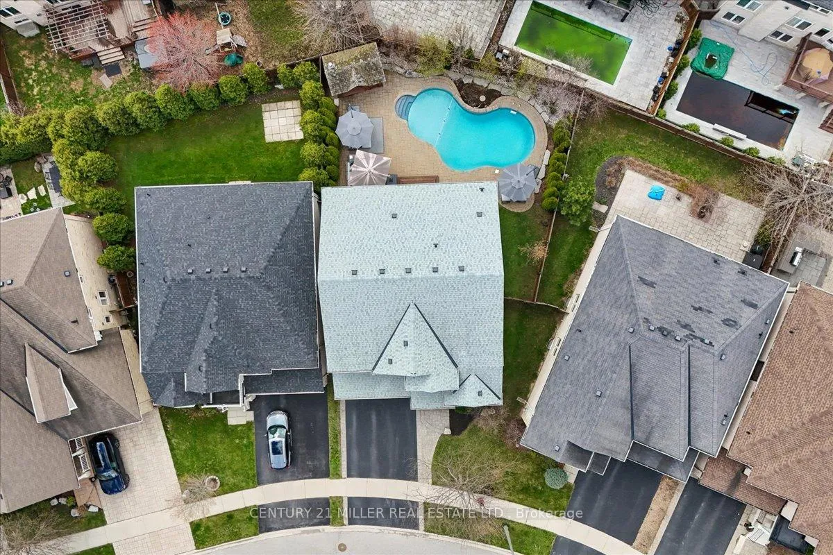 Photo 2 of 3400 Liptay Avenue, Oakville, Bronte Creek — HOMEH