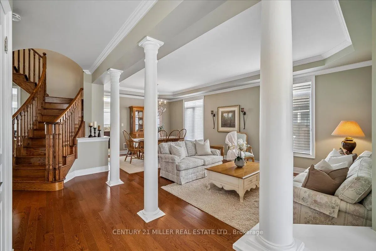 Photo 4 of 3400 Liptay Avenue, Oakville, Bronte Creek — HOMEH