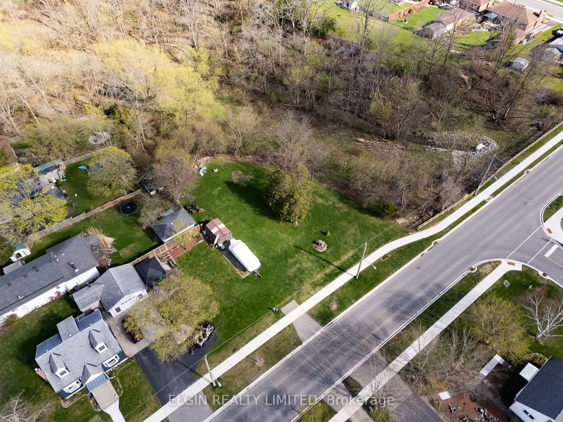 Photo 6 of 36 Third Avenue, St. Thomas — HOMEH