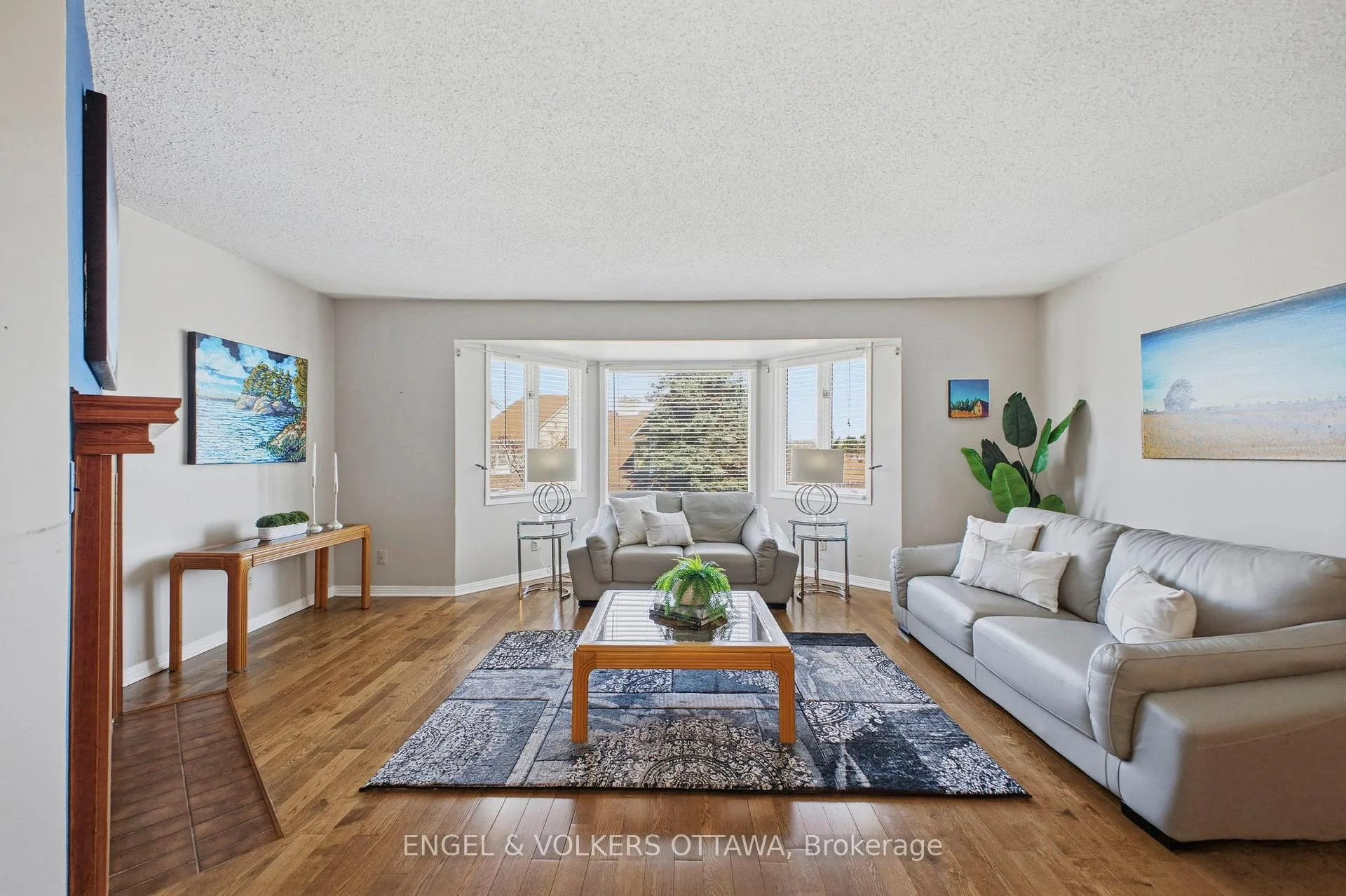Photo 7 of 17 Durbin Court, Ottawa, Kanata - Katimavik — HOMEH
