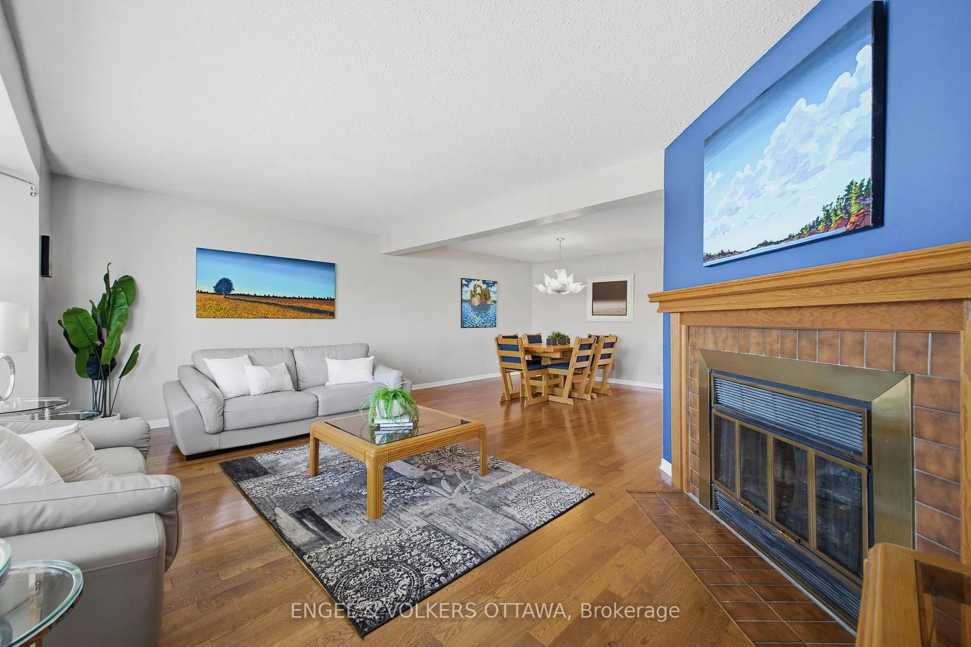 Photo 9 of 17 Durbin Court, Ottawa, Kanata - Katimavik — HOMEH