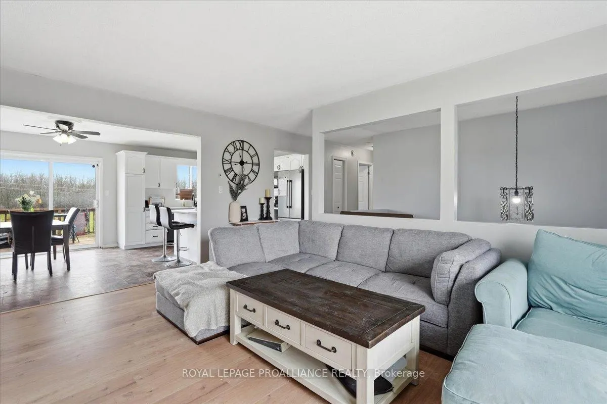Photo 7 of 1530 Blessington Road, Belleville, Thurlow Ward — HOMEH