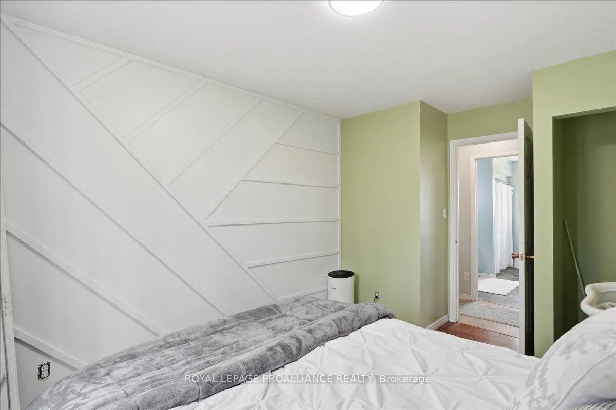 Photo 15 of 1530 Blessington Road, Belleville, Thurlow Ward — HOMEH