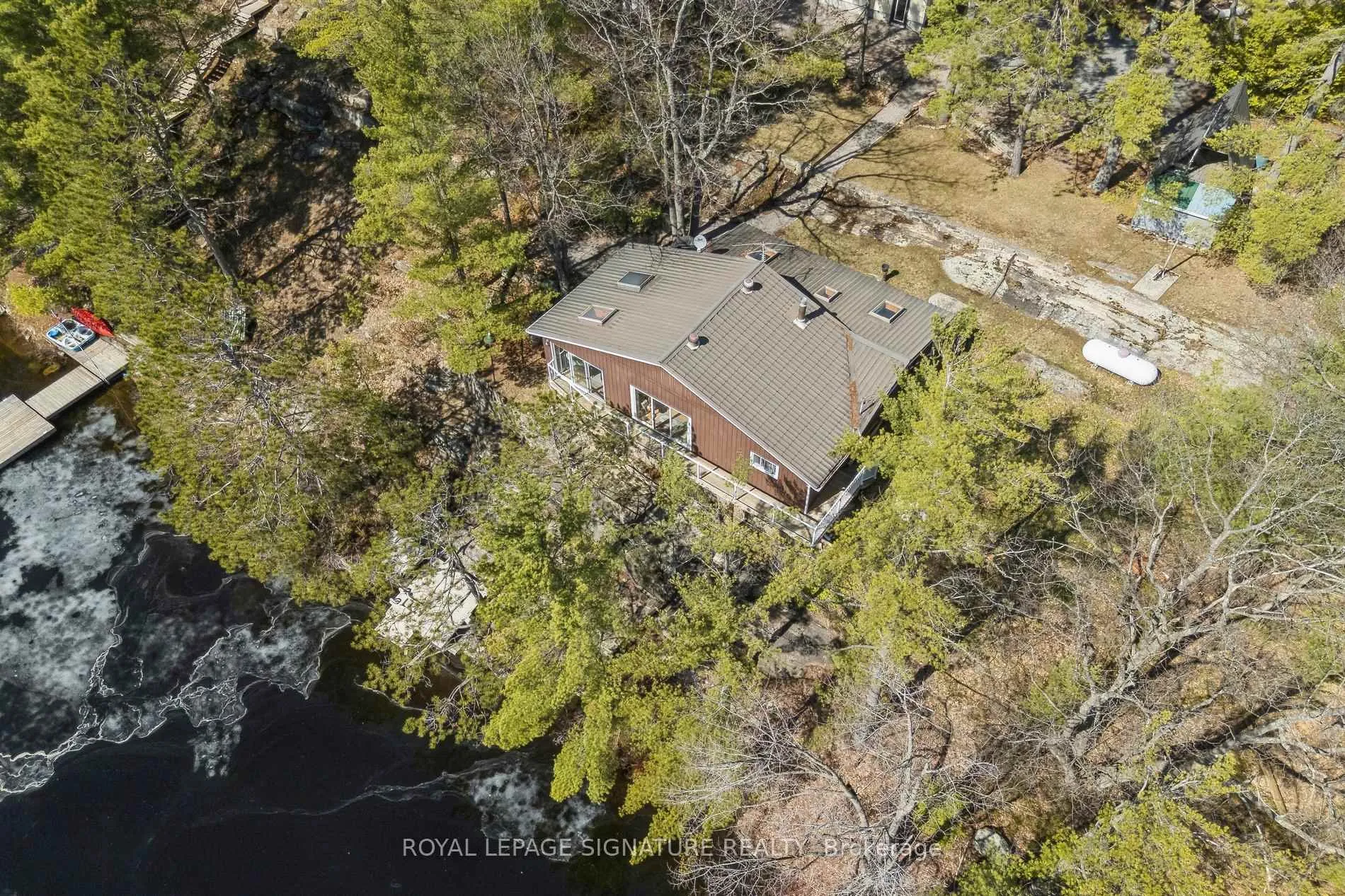 Photo 33 of 18 Loon Lake Road N, Gravenhurst, Muskoka (S) — HOMEH