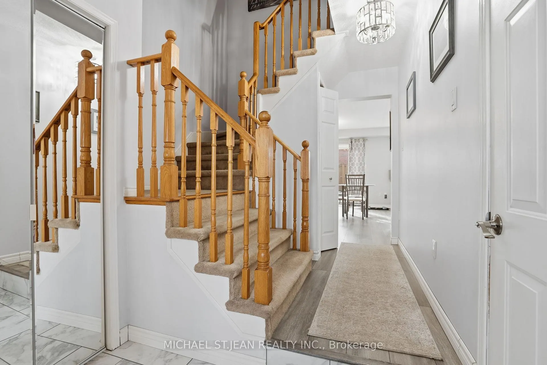 Photo 6 of 213 Windwood Drive, Hamilton, Binbrook — HOMEH