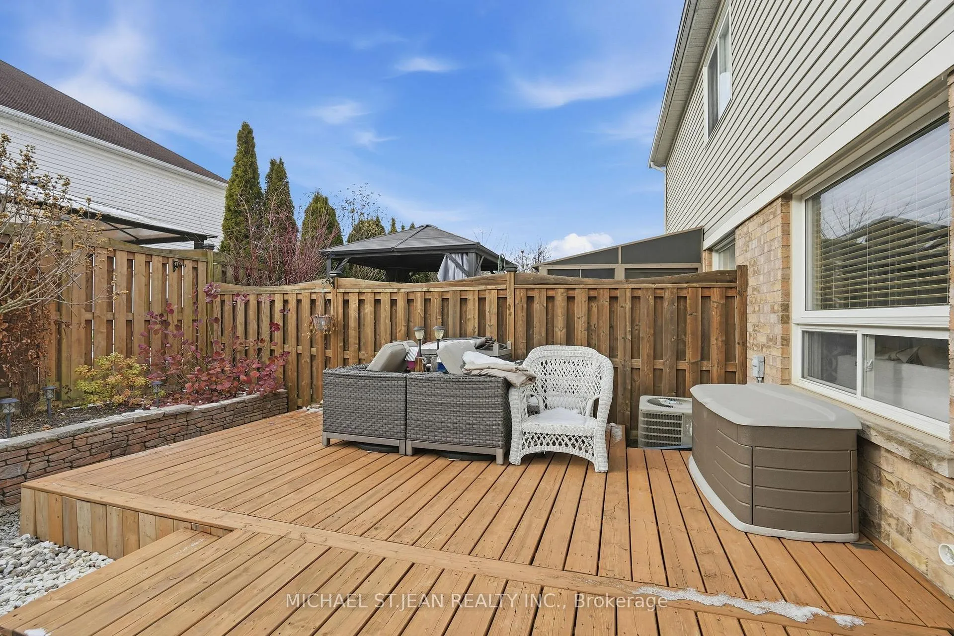 Photo 35 of 213 Windwood Drive, Hamilton, Binbrook — HOMEH