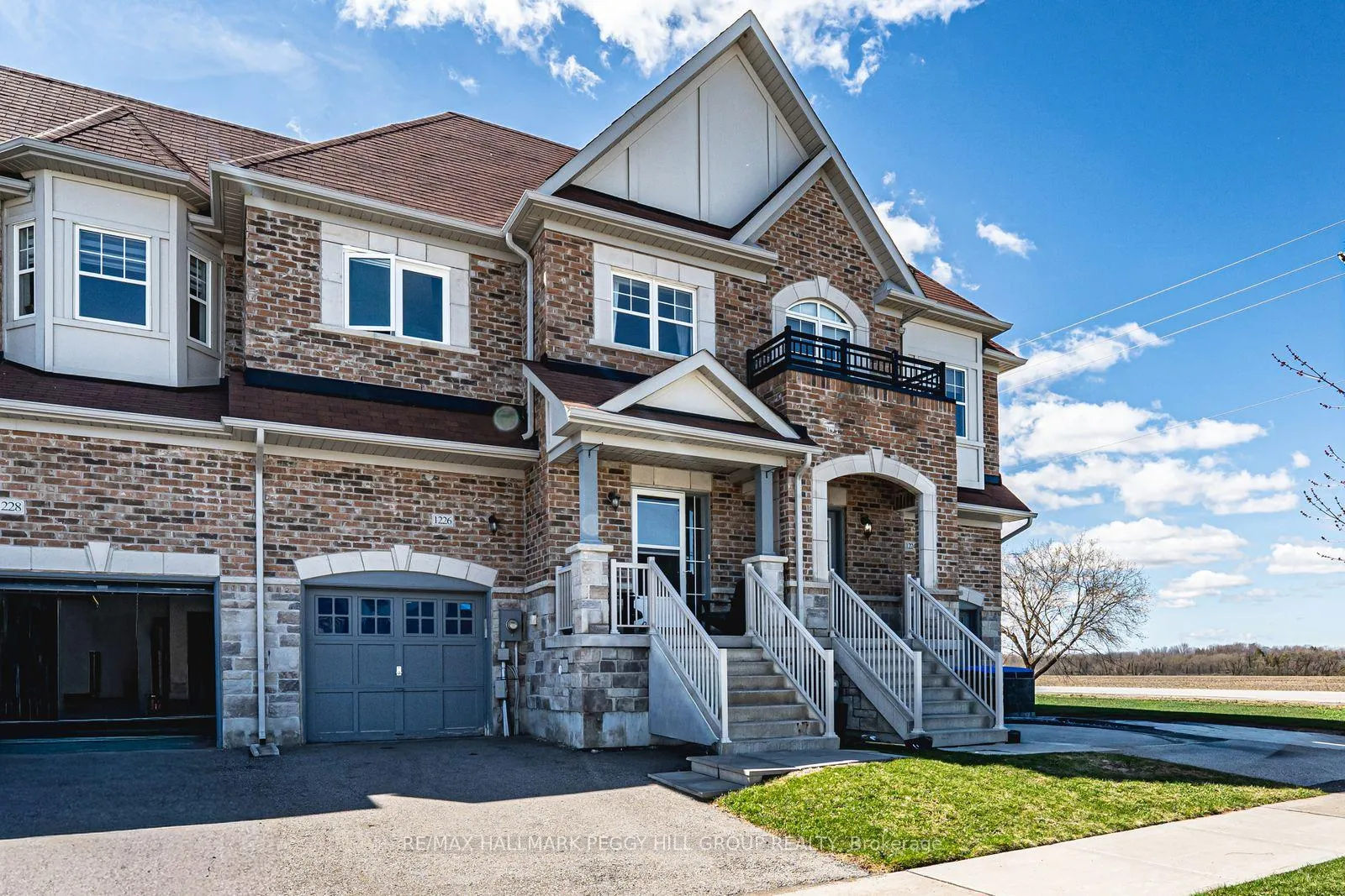 Photo 1 of 1226 Peelar Crescent, Innisfil, Lefroy — HOMEH
