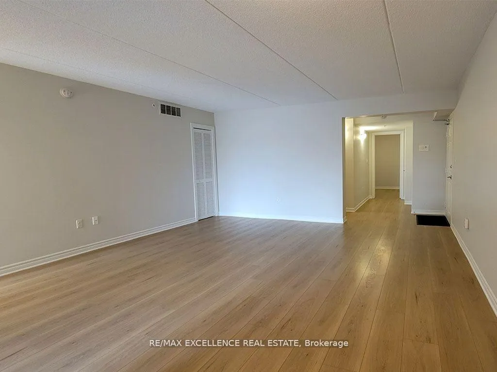 Photo 3 of Unit 312, 1350 Main Street E, Milton, Dempsey — HOMEH
