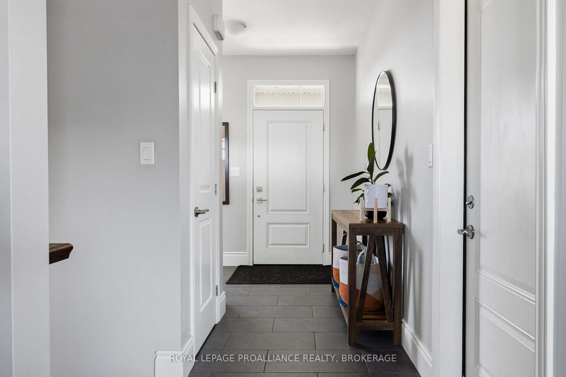 Photo 3 of 1446 Evergreen Drive, Kingston, City Northwest — HOMEH