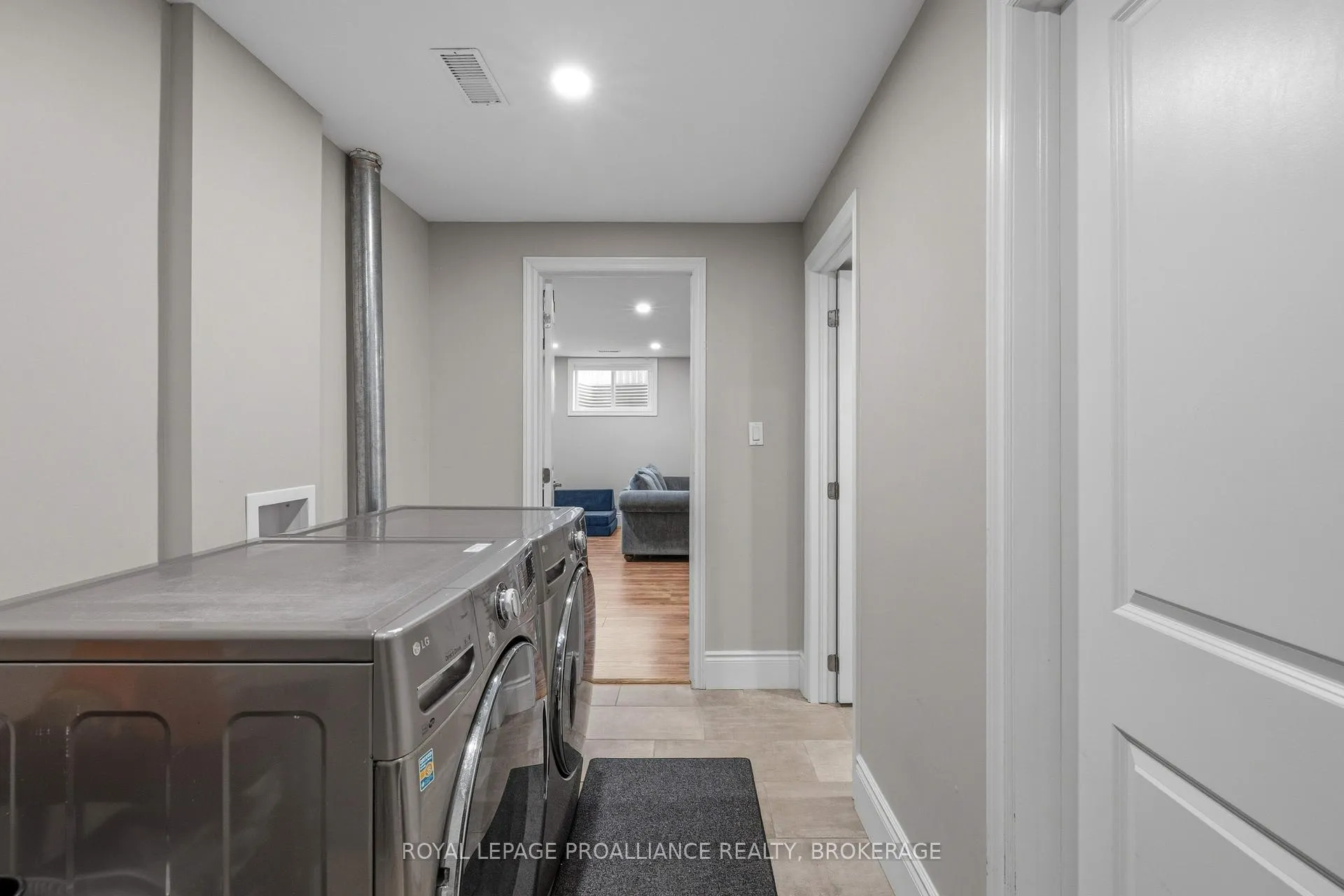 Photo 39 of 1446 Evergreen Drive, Kingston, City Northwest — HOMEH