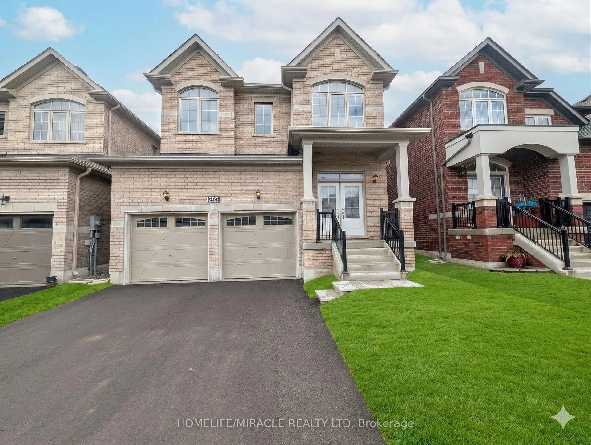 Photo 1 of 1285 Broderick Street, Innisfil, Rural Innisfil — HOMEH