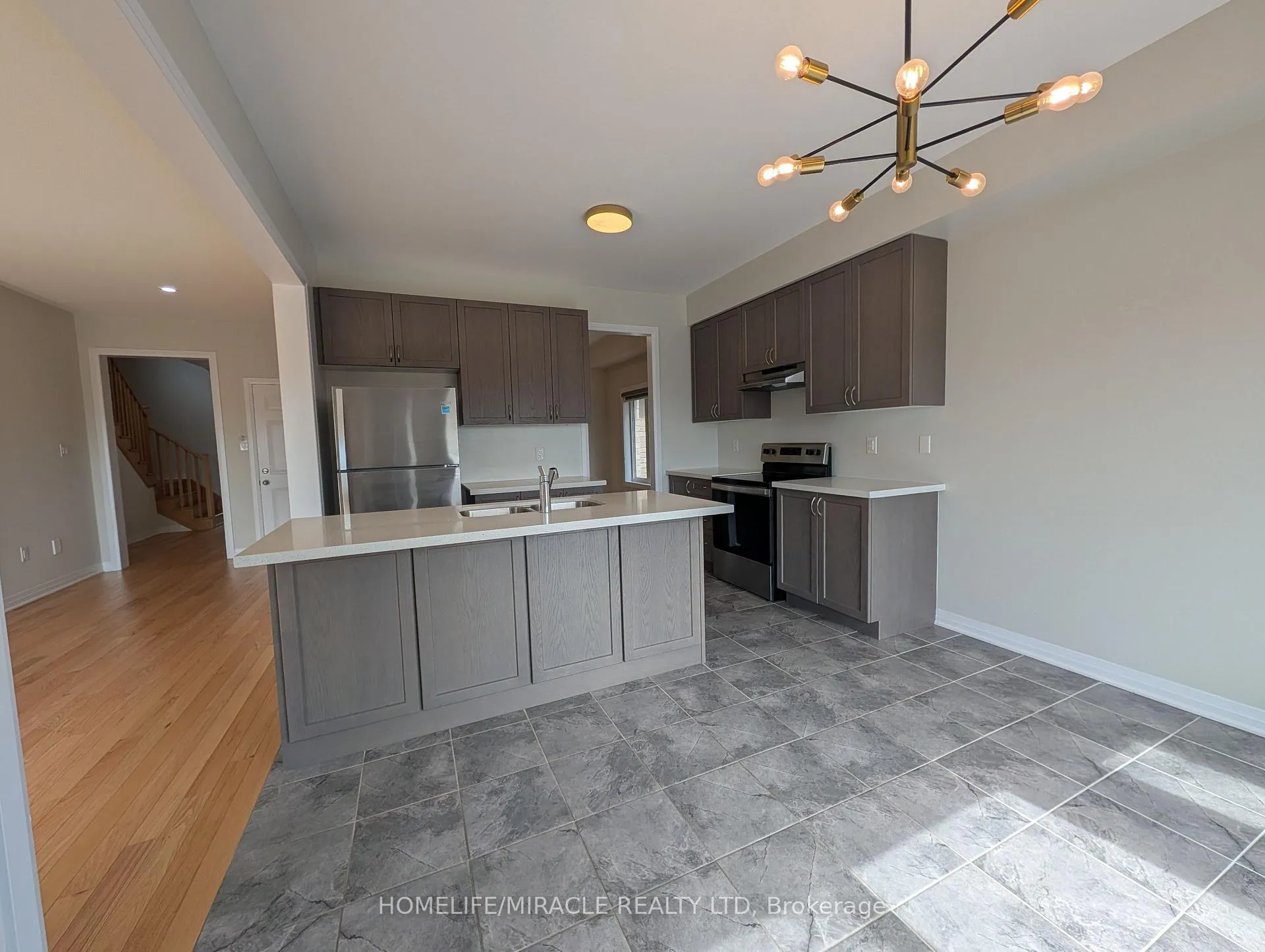 Photo 11 of 1285 Broderick Street, Innisfil, Rural Innisfil — HOMEH