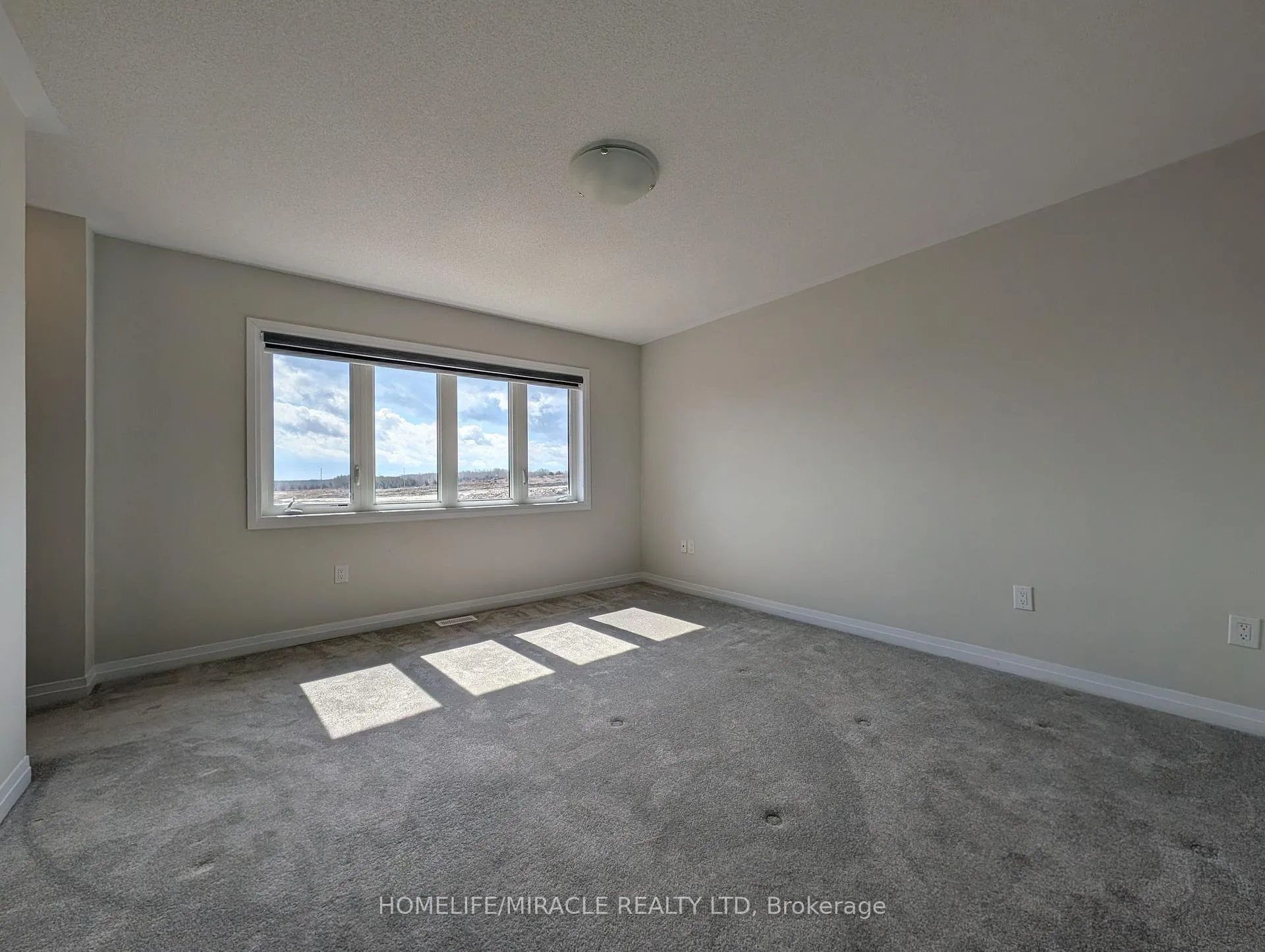Photo 31 of 1285 Broderick Street, Innisfil, Rural Innisfil — HOMEH