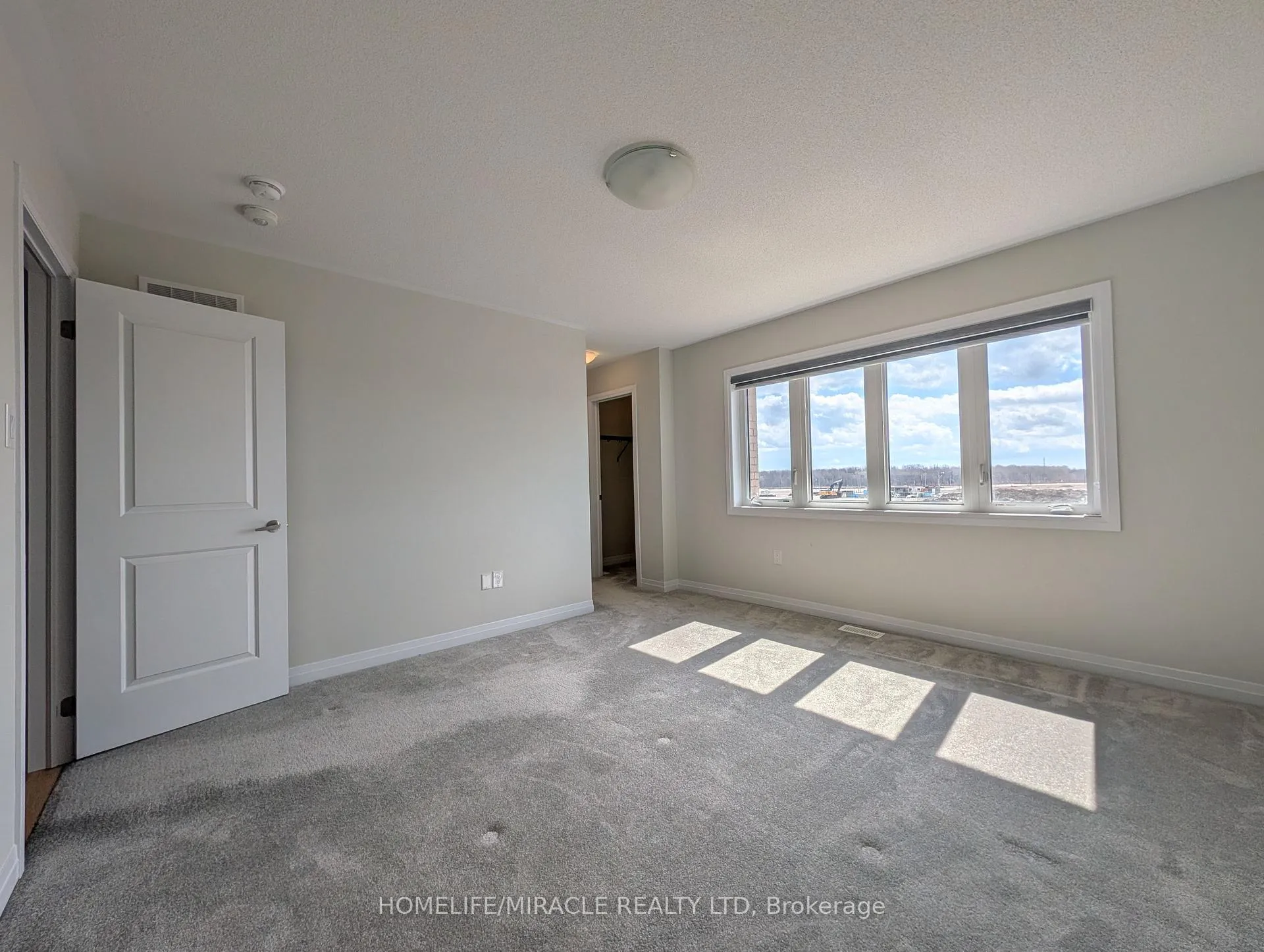 Photo 32 of 1285 Broderick Street, Innisfil, Rural Innisfil — HOMEH