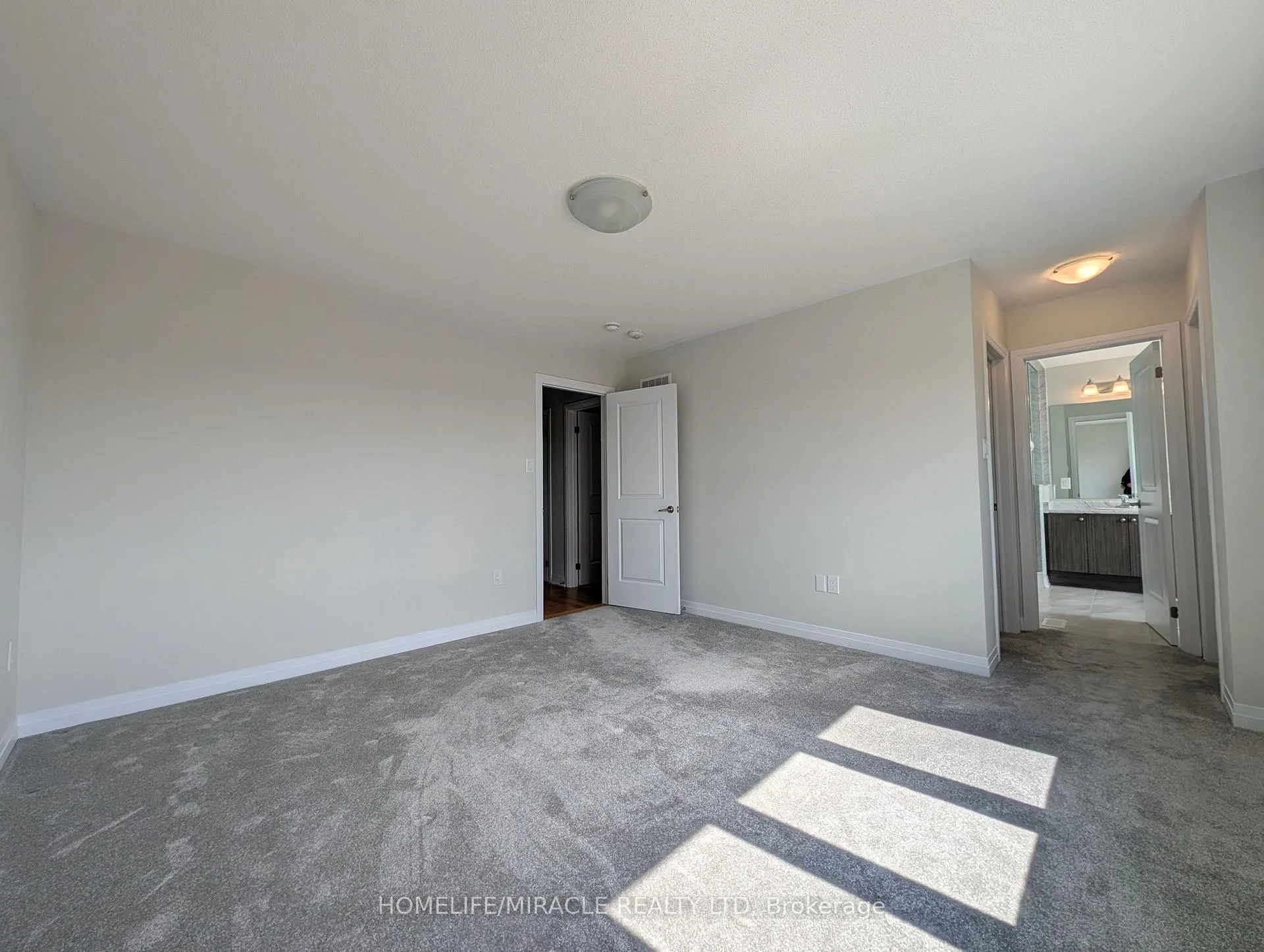 Photo 33 of 1285 Broderick Street, Innisfil, Rural Innisfil — HOMEH