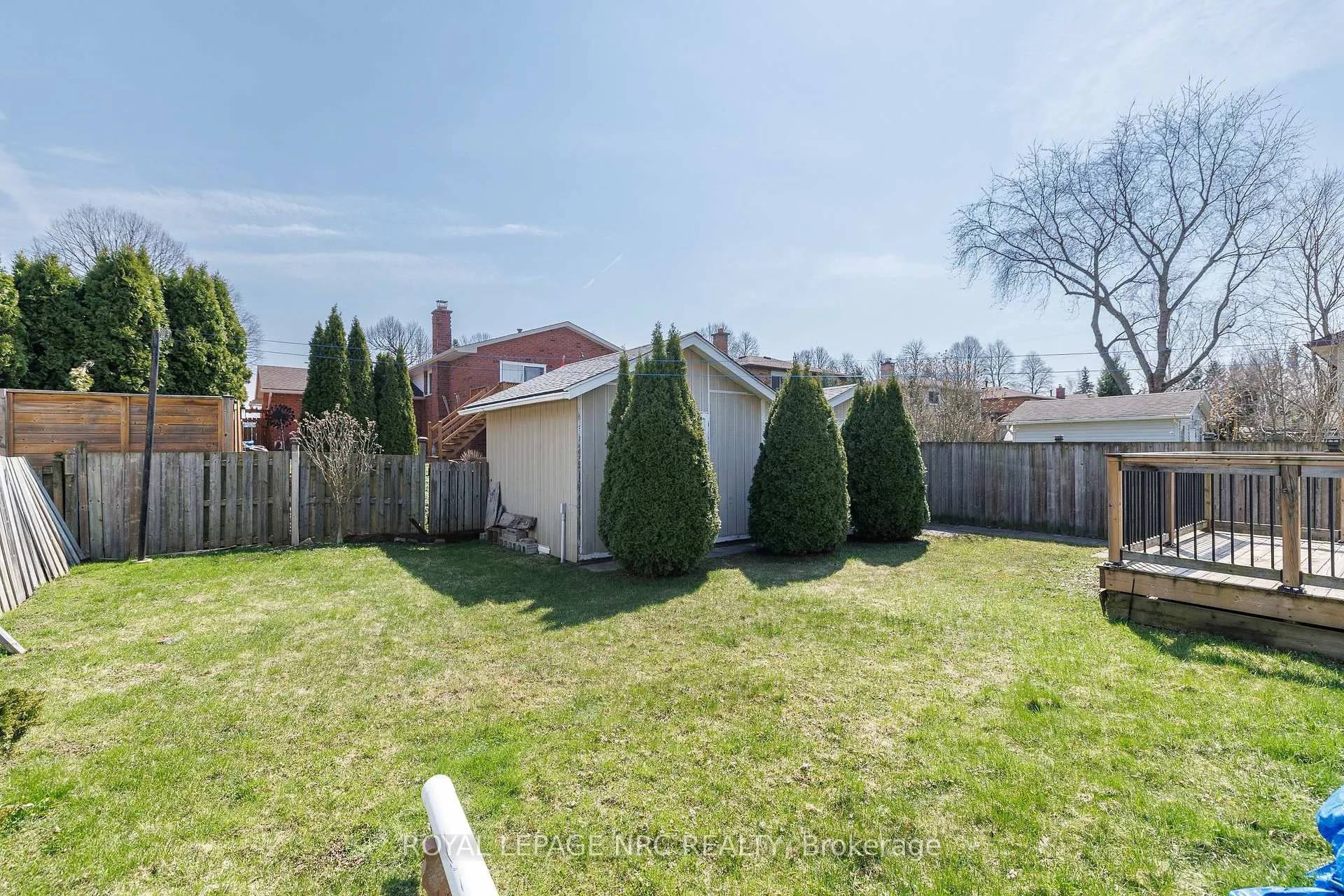 Photo 4 of 6518 Harmony Avenue, Niagara Falls, West Wood — HOMEH