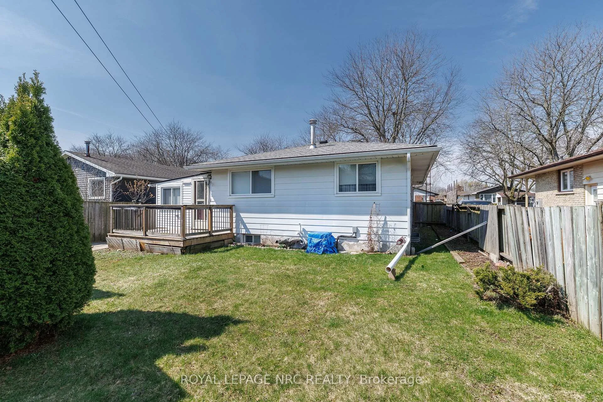 Photo 5 of 6518 Harmony Avenue, Niagara Falls, West Wood — HOMEH