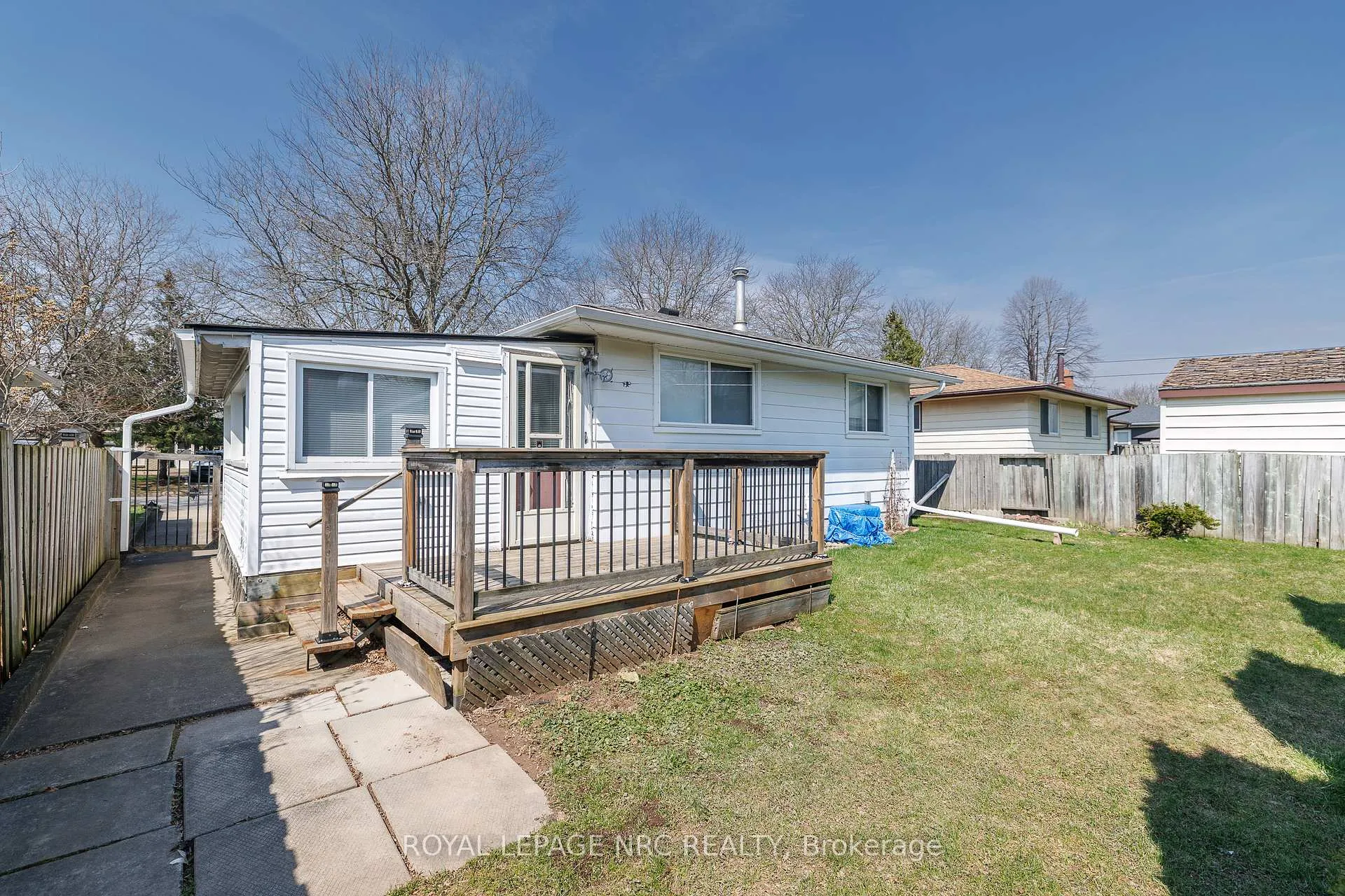 Photo 6 of 6518 Harmony Avenue, Niagara Falls, West Wood — HOMEH