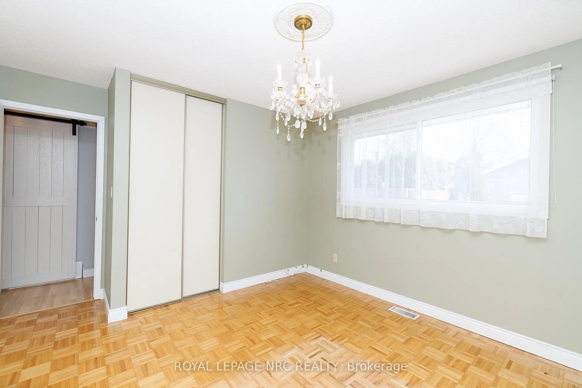 Photo 29 of 6518 Harmony Avenue, Niagara Falls, West Wood — HOMEH